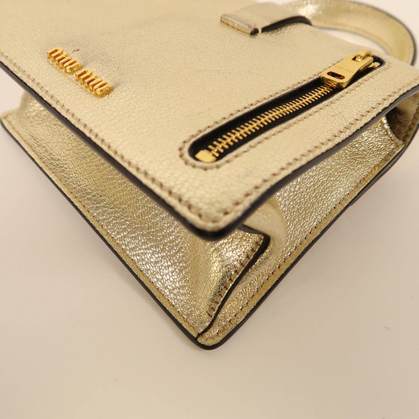 Miu Miu 牛皮皮革Shoulder Bag金扣手挽肩背兩用袋金色