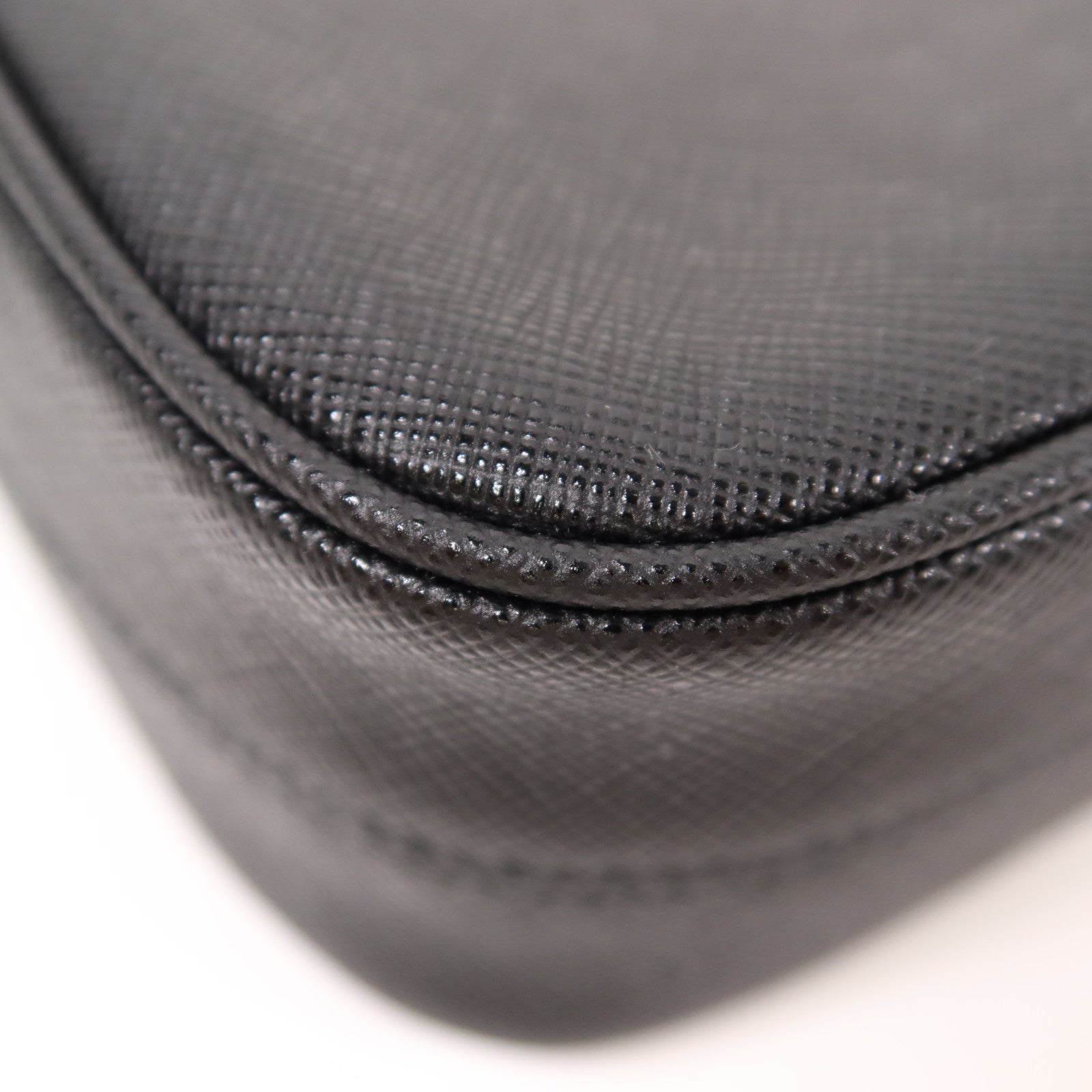 PRADA GHW Re-Edition 2005 Shoulder Bag Saffiano Leather Black