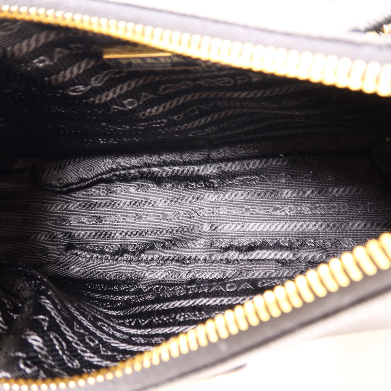 PRADA GHW Re-Edition 2005 Shoulder Bag Saffiano Leather Black 7501