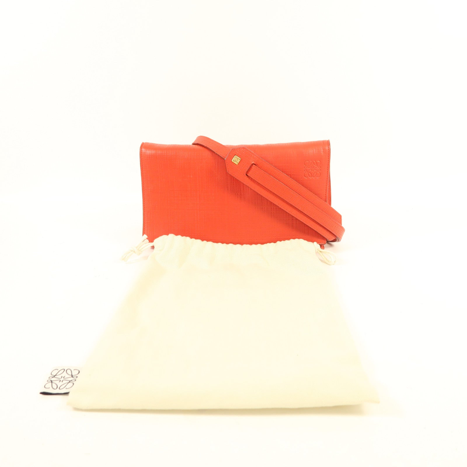 LOEWE 牛皮皮革Shoulder Bag金扣肩背袋