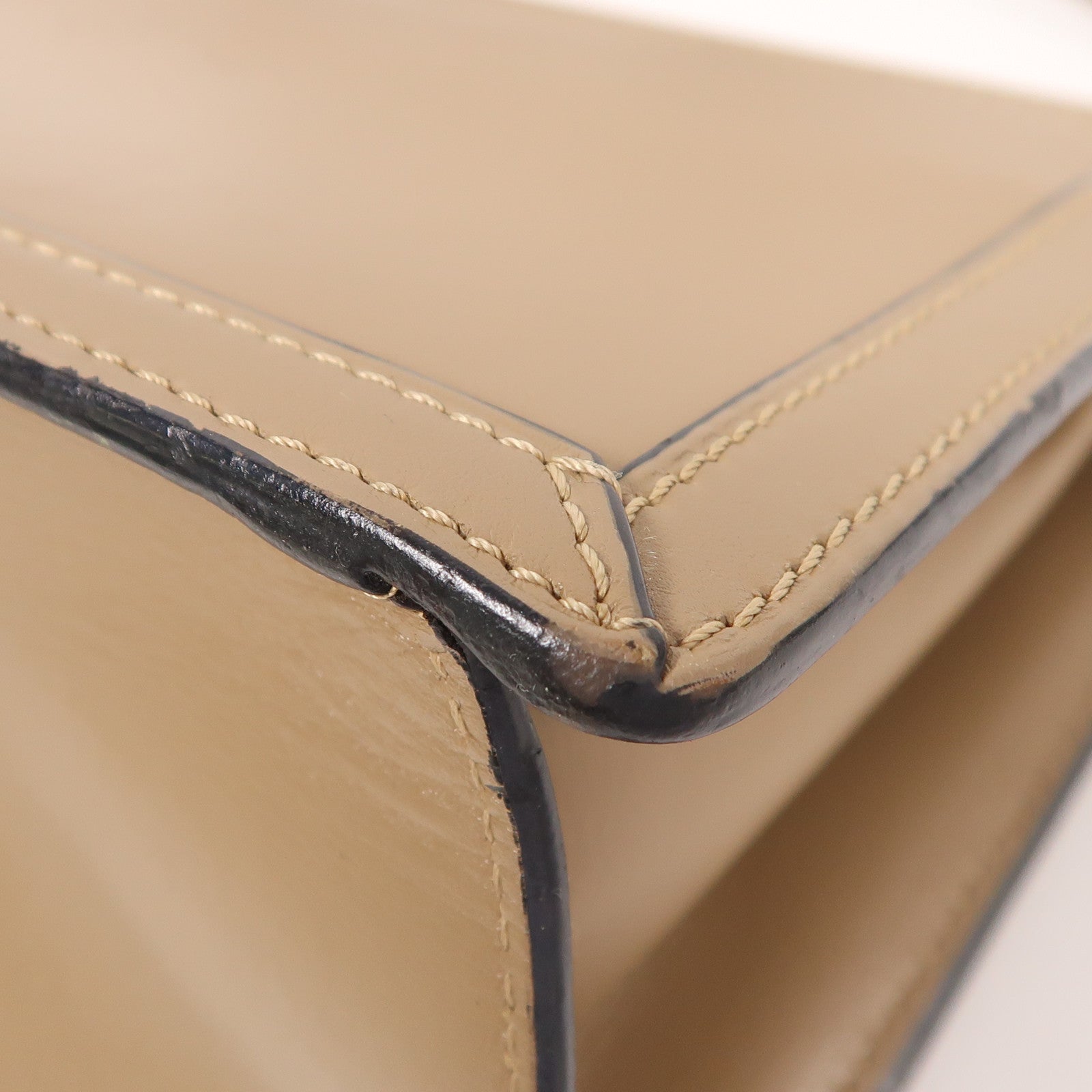 LOEWE 牛皮皮革Barcelona Bag金扣肩背袋