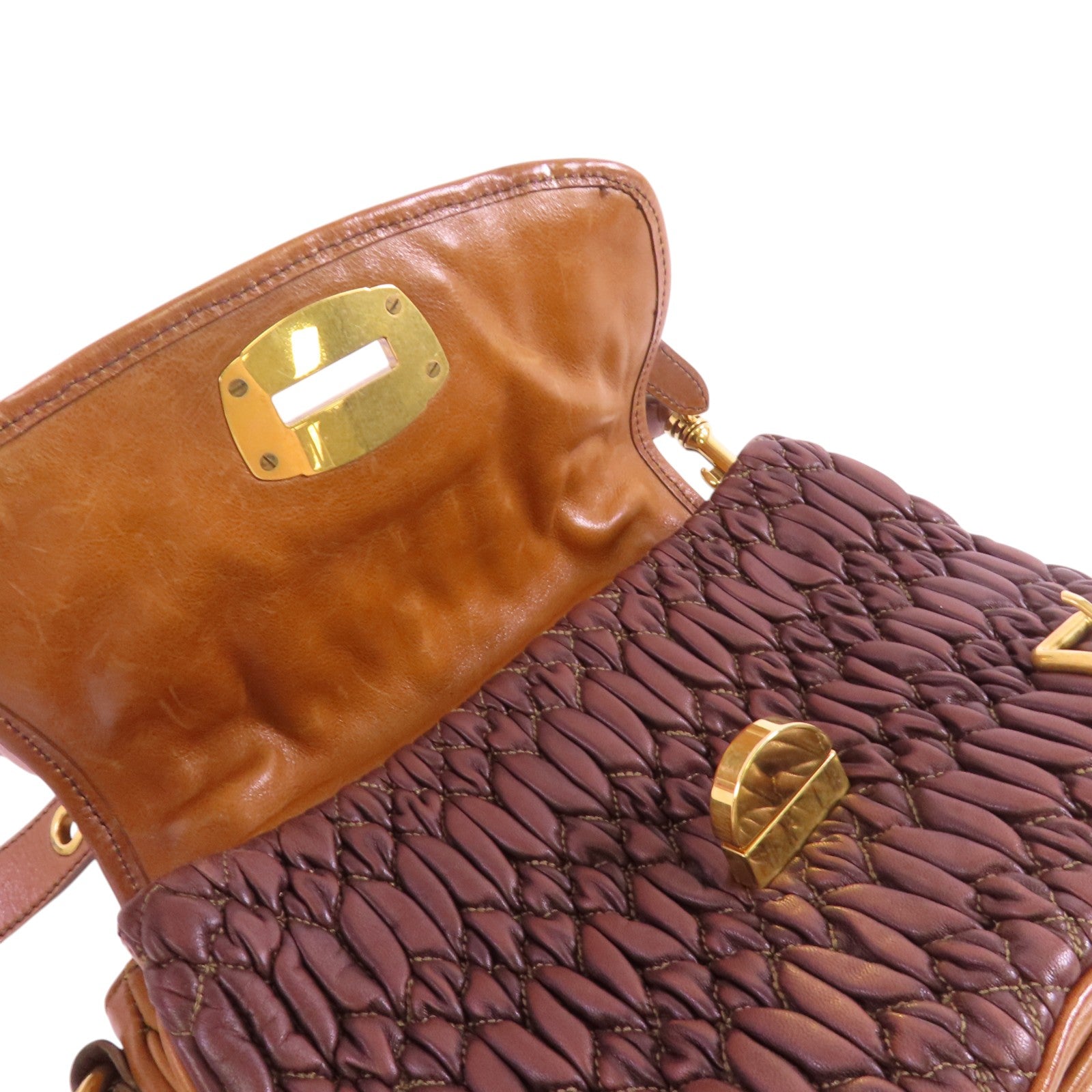 Miu Miu 羊皮皮革Shoulder Bag金扣肩背袋