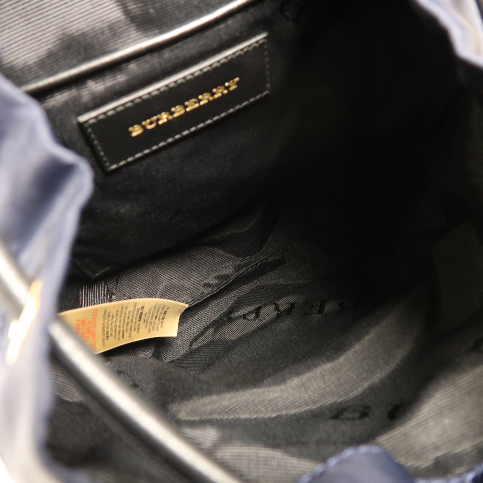 BURBERRY 尼龍Backpack金扣背包