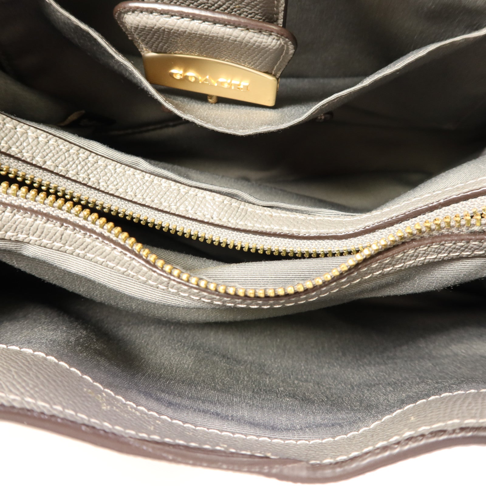 COACH 牛皮皮革Shoulder Bag金扣肩背袋