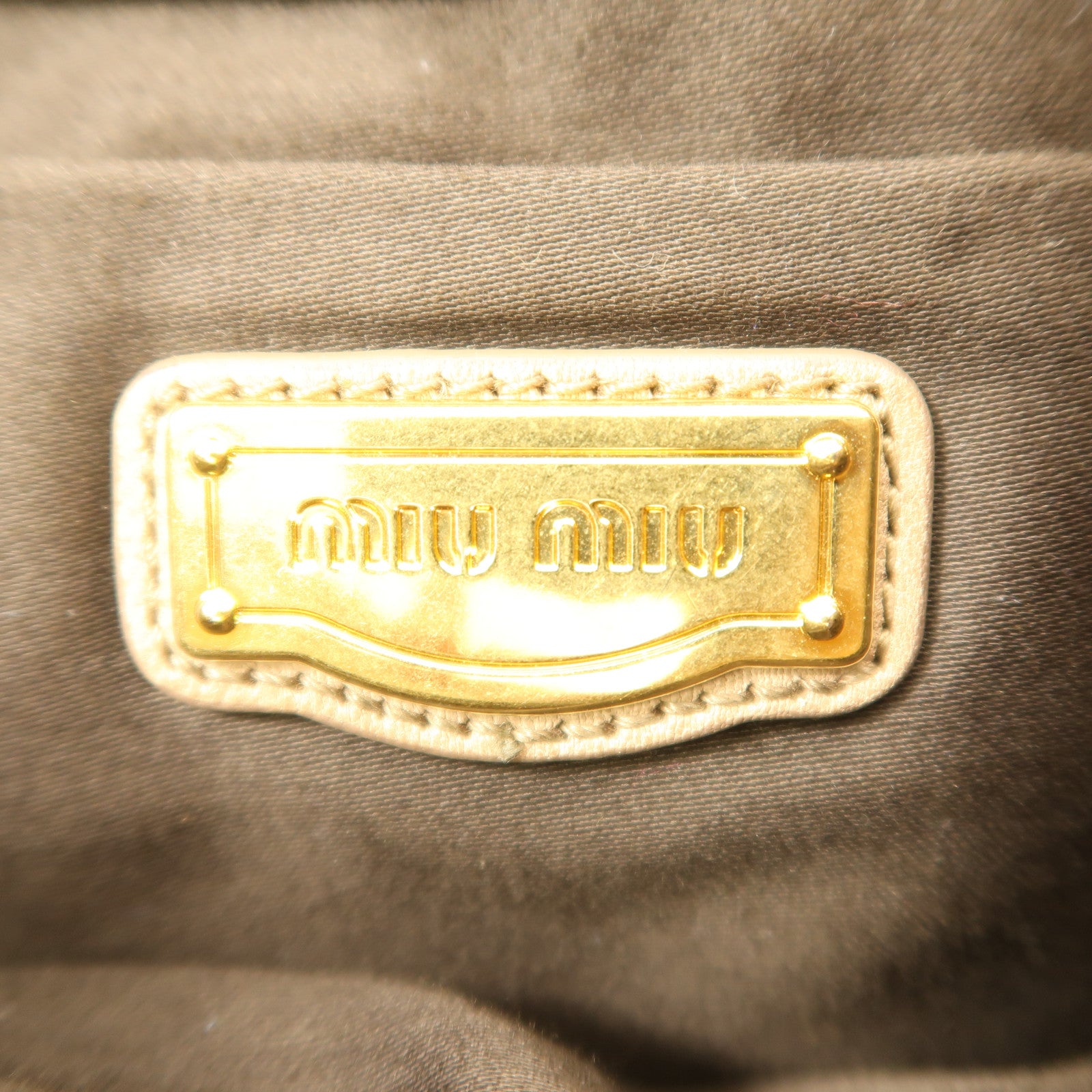 Miu Miu 牛皮皮革Shoulder Bag金扣手挽袋