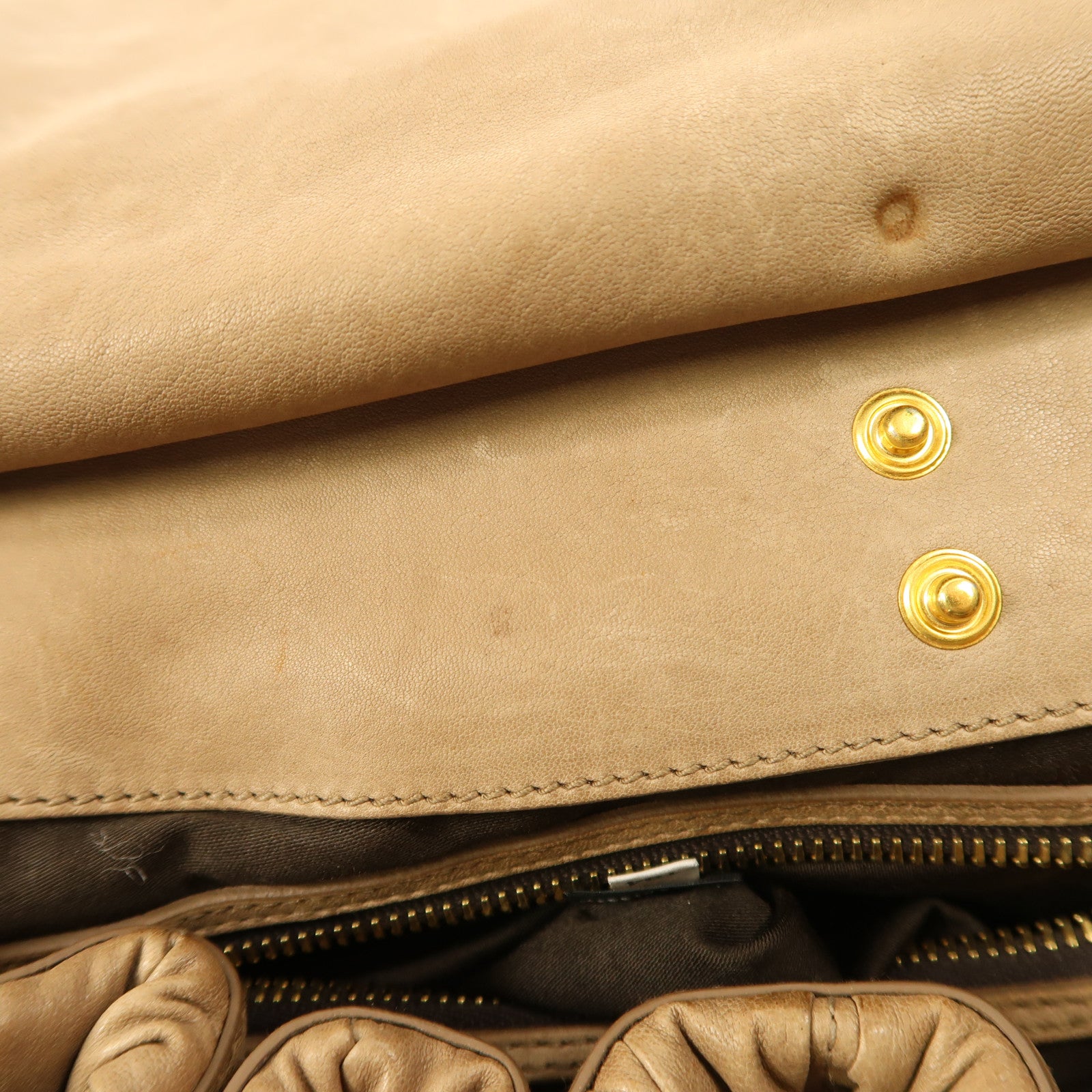 Miu Miu 牛皮皮革Shoulder Bag金扣手挽袋