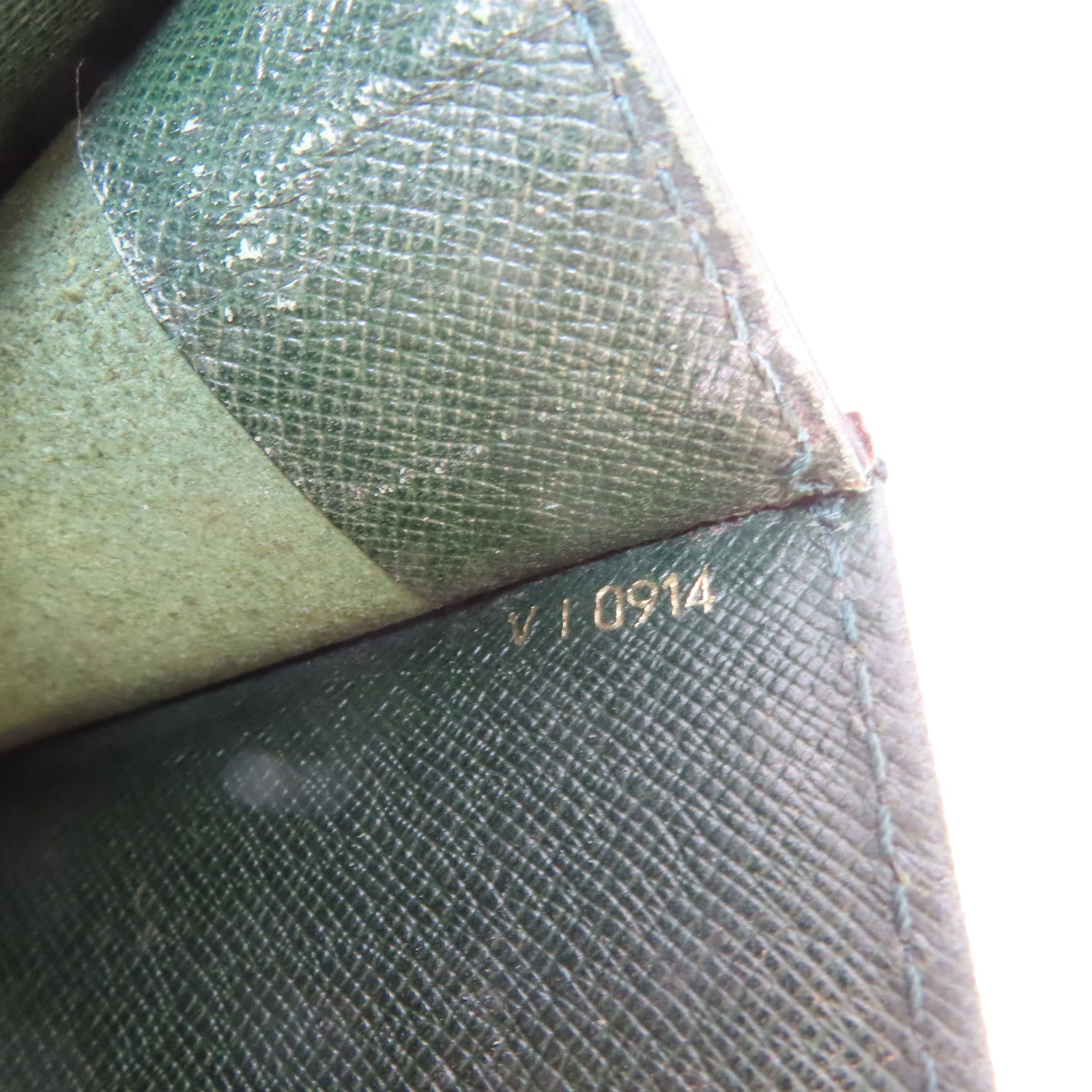 LOUIS VUITTON 【激減優惠】Taiga Business Bag金扣公事包綠色