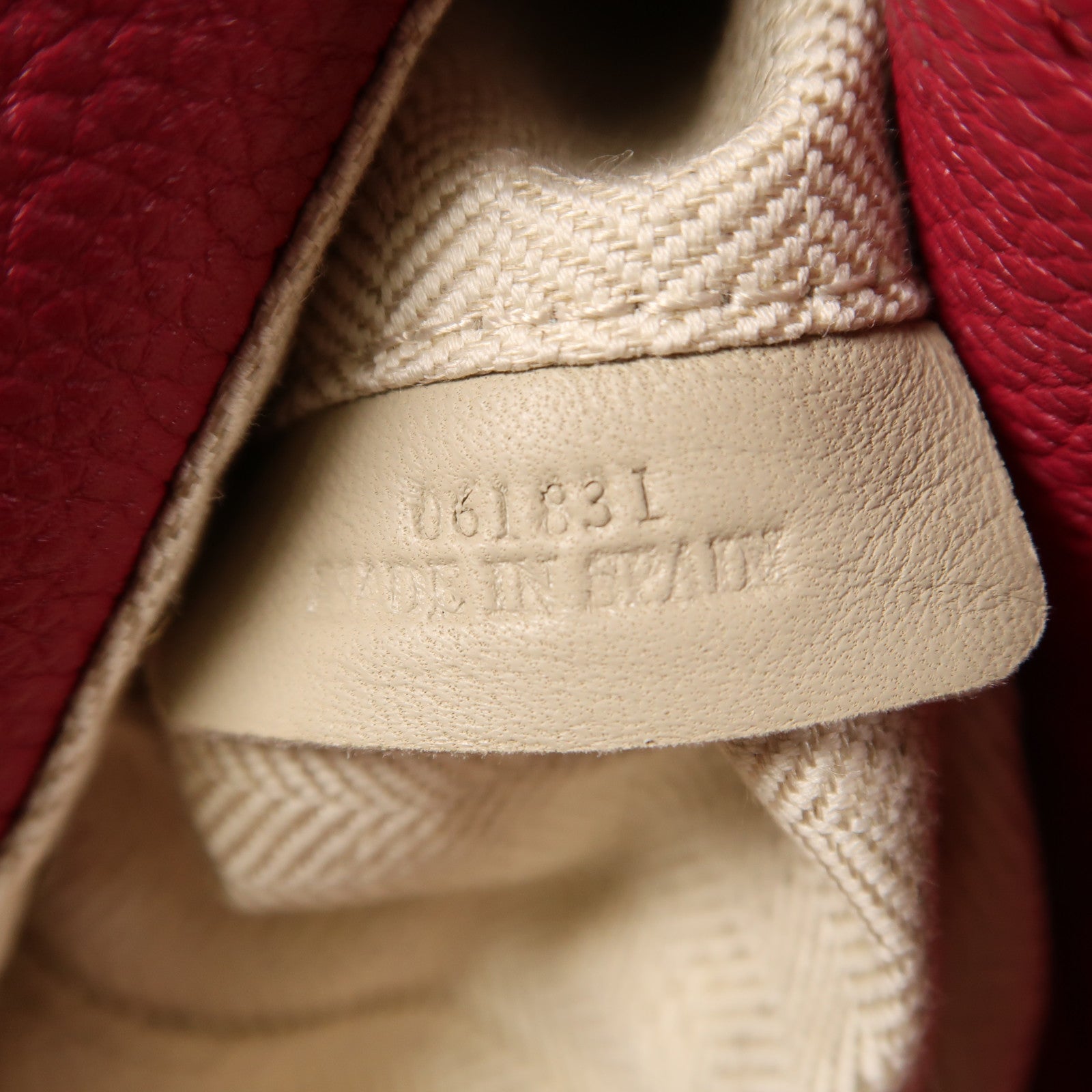 LOEWE 牛皮皮革Puzzle Large銀扣手挽肩背兩用袋