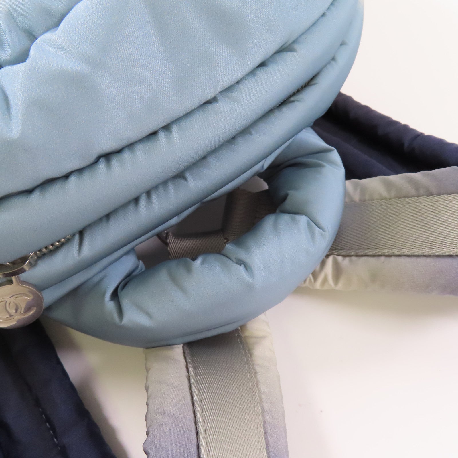 CHANEL 尼龍Doudoune Backpack銀扣背包