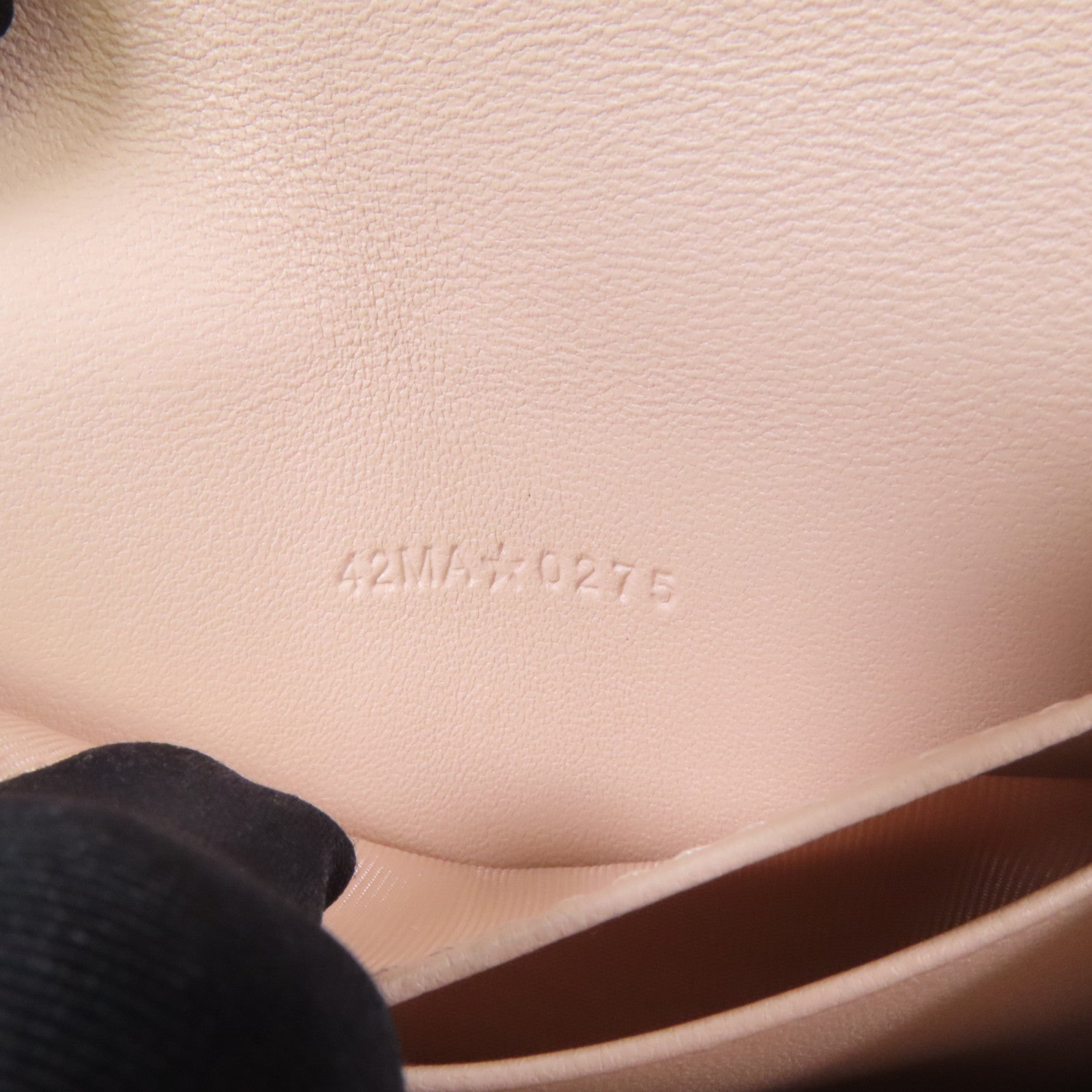 Dior 羊革皮革Caro Dahlia金扣卡片套