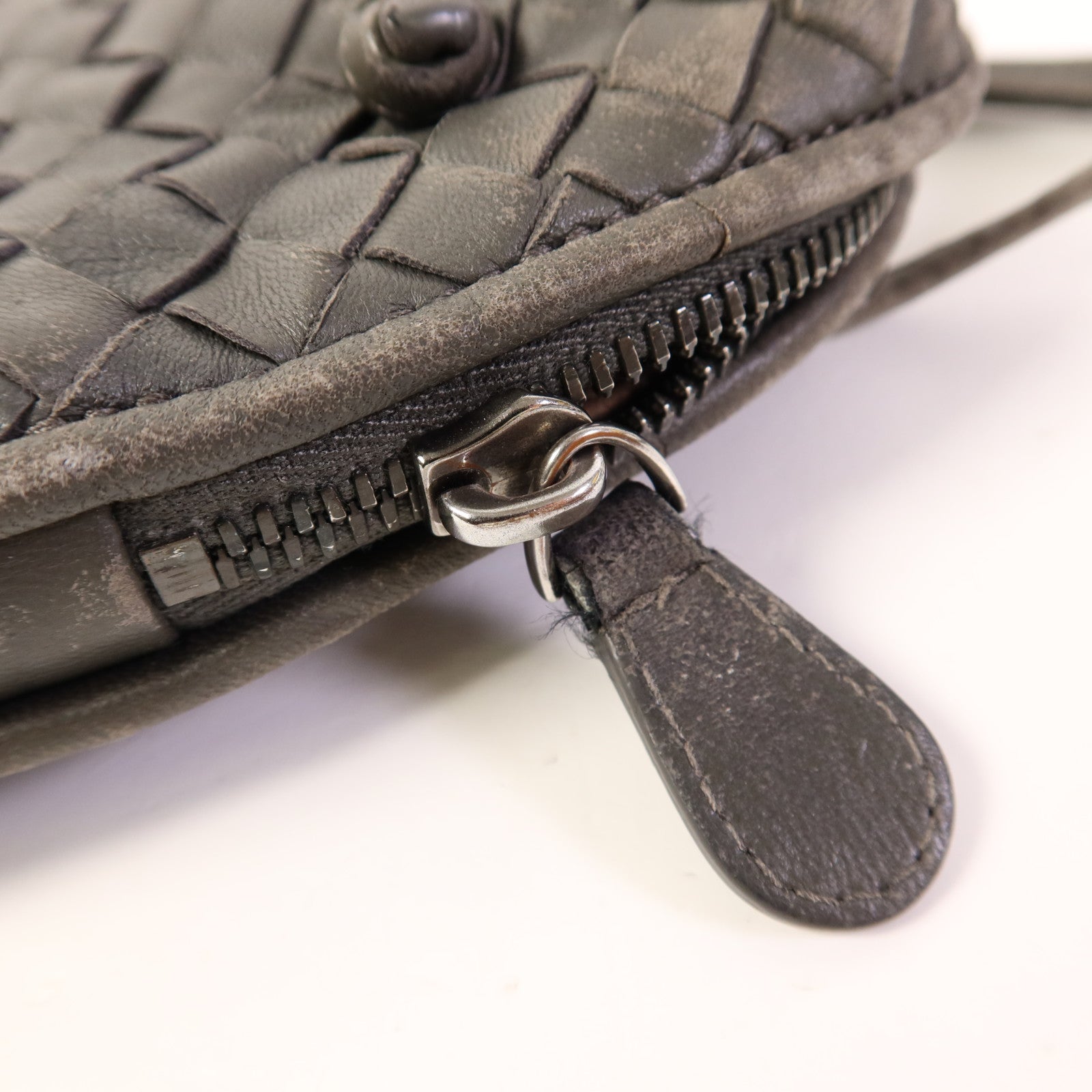 BOTTEGA VENETA 羊皮皮革Shoulder Bag銀扣肩背袋