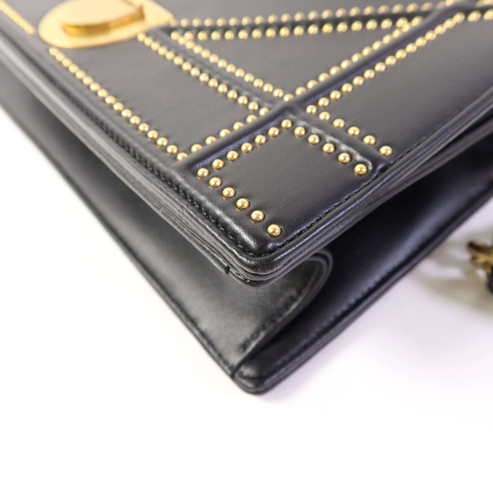 Dior 牛皮皮革Diorama Bag金扣鏈帶肩背袋