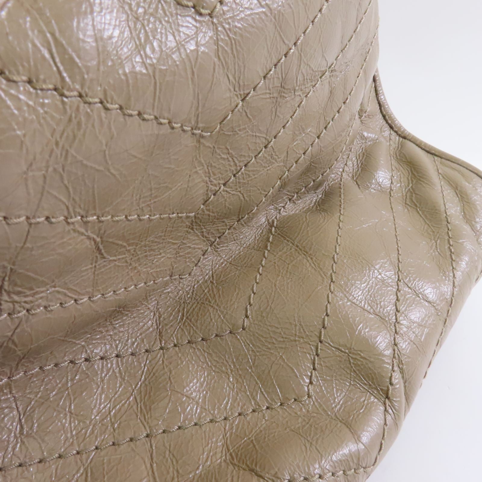 SAINT LAURENT 牛皮皮革Niki Shopping Medium Bag銀扣鏈帶肩背袋米色