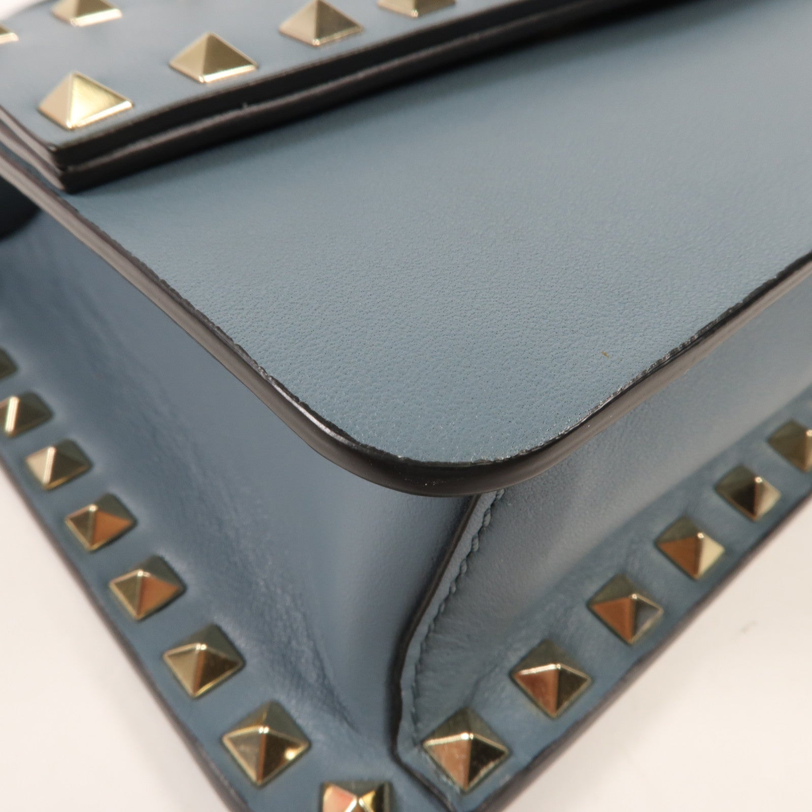 Valentino 牛皮皮革Shoulder Bag銀扣肩背袋