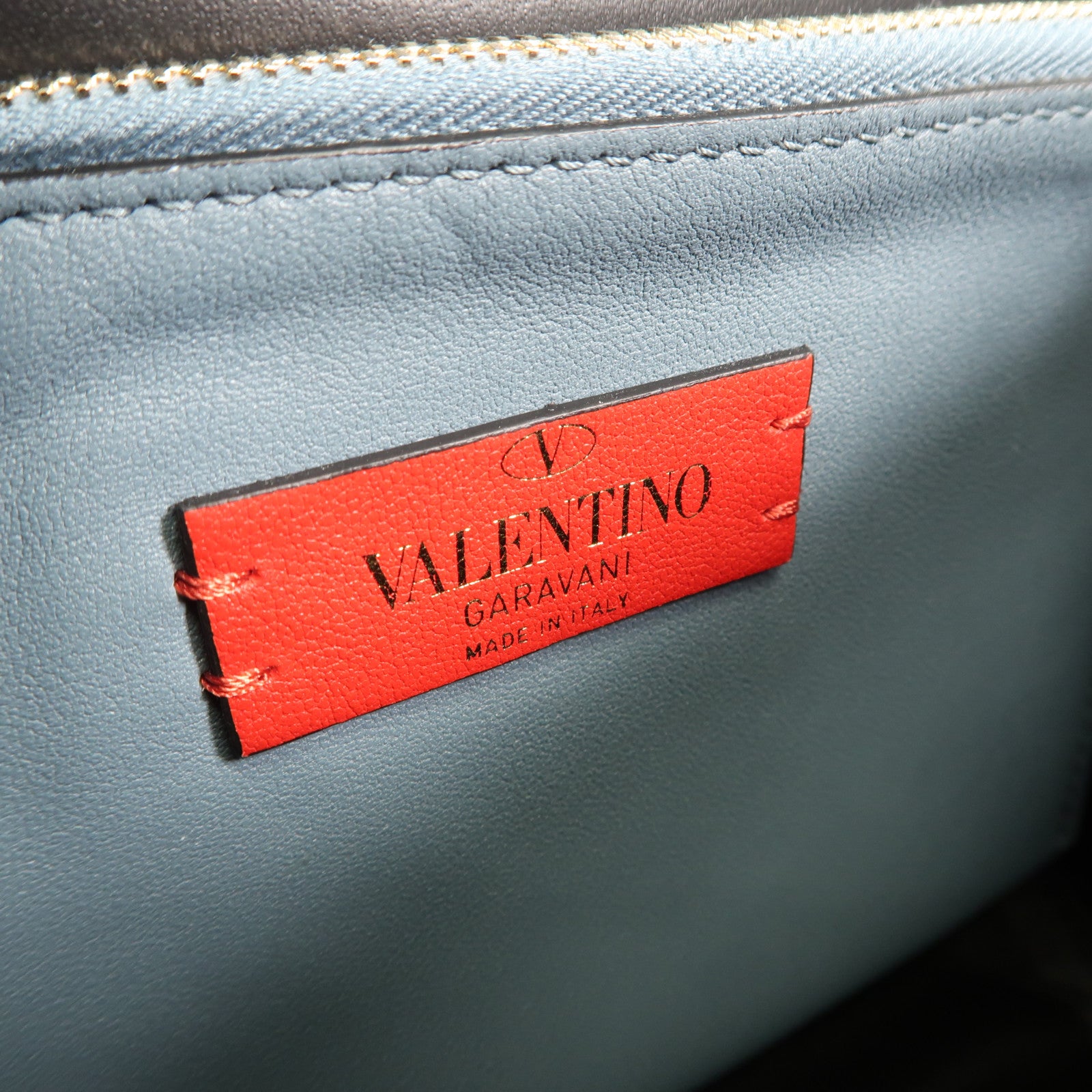 Valentino 牛皮皮革Shoulder Bag銀扣肩背袋