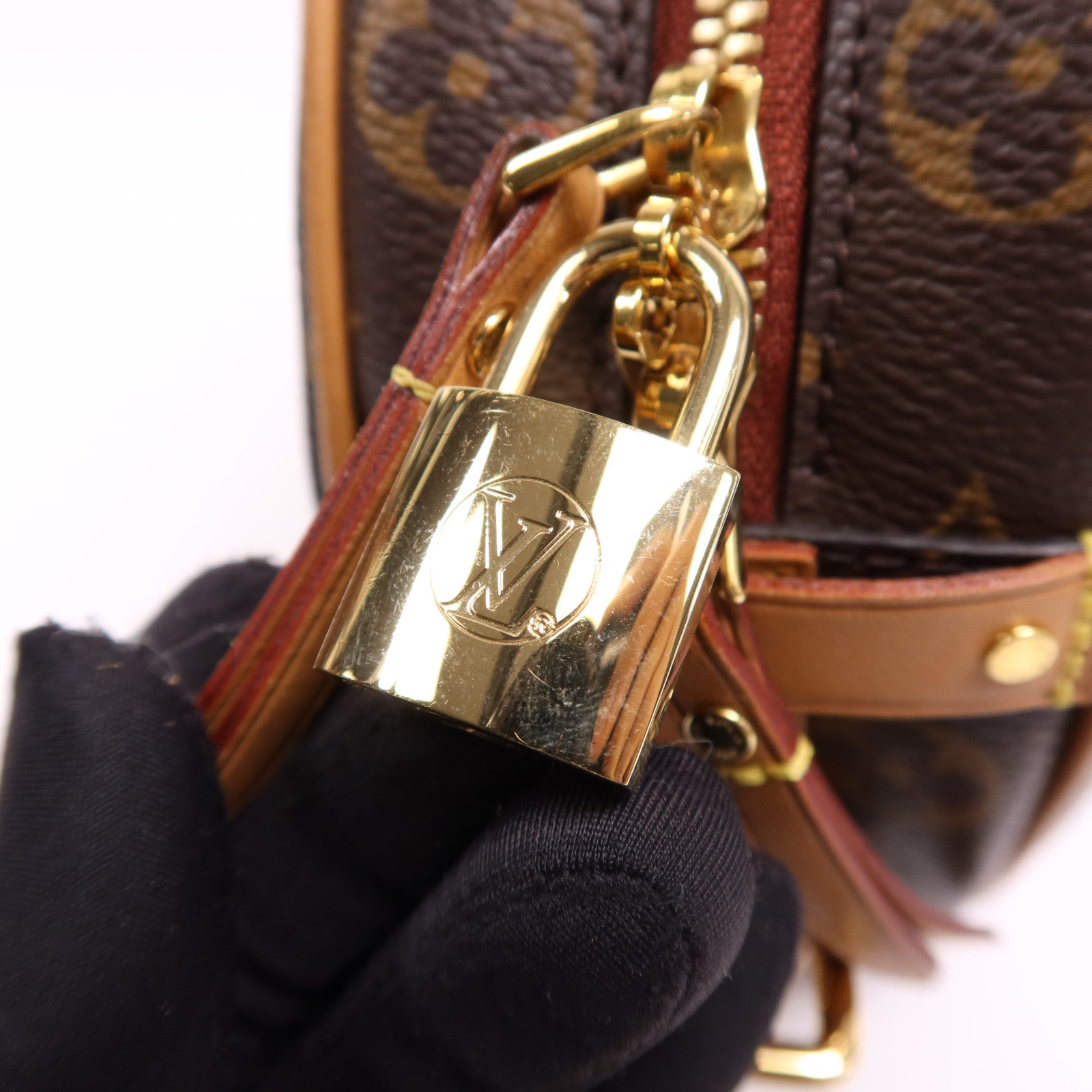 LOUIS VUITTON Monogram Boite Chapeau Souple金扣肩背袋棕色