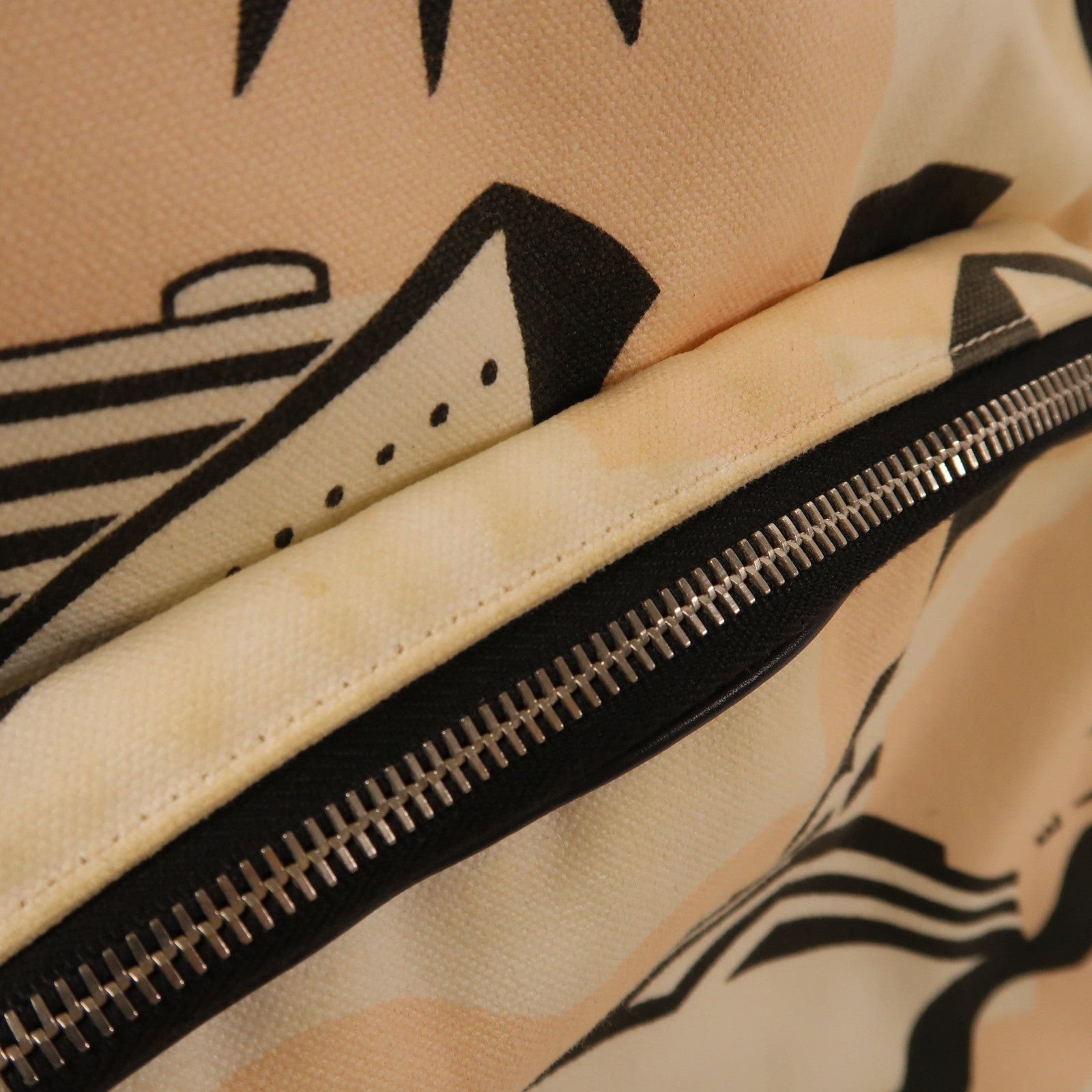 CHANEL 帆布Backpack銀扣背包粉紅色/米色/綠色