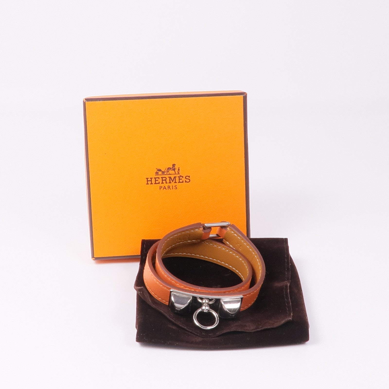 HERMES 【萬聖節商品】皮革Rivale Double Tour銀扣手帶