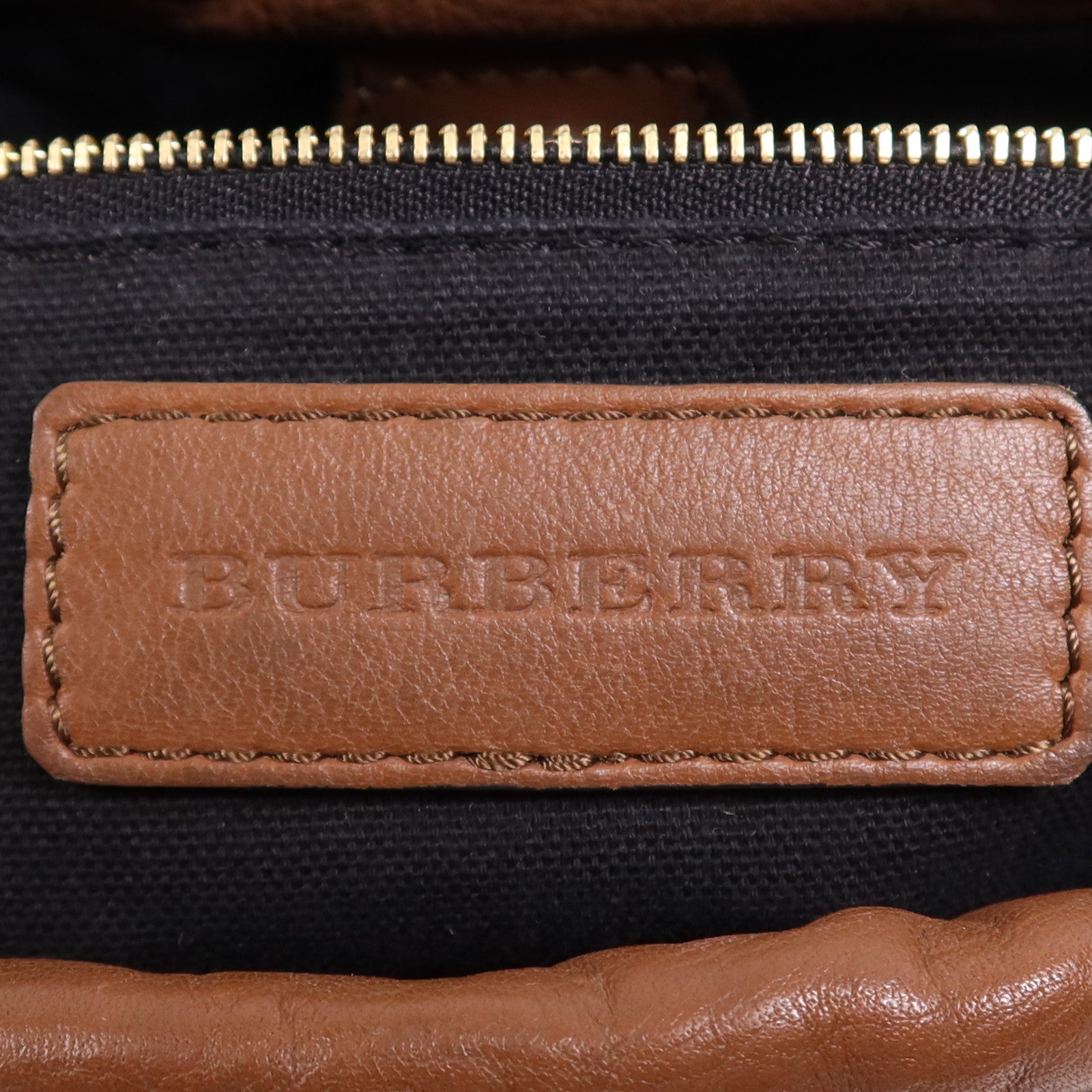 BURBERRY 牛皮皮革Shoulder Bag金扣肩背袋
