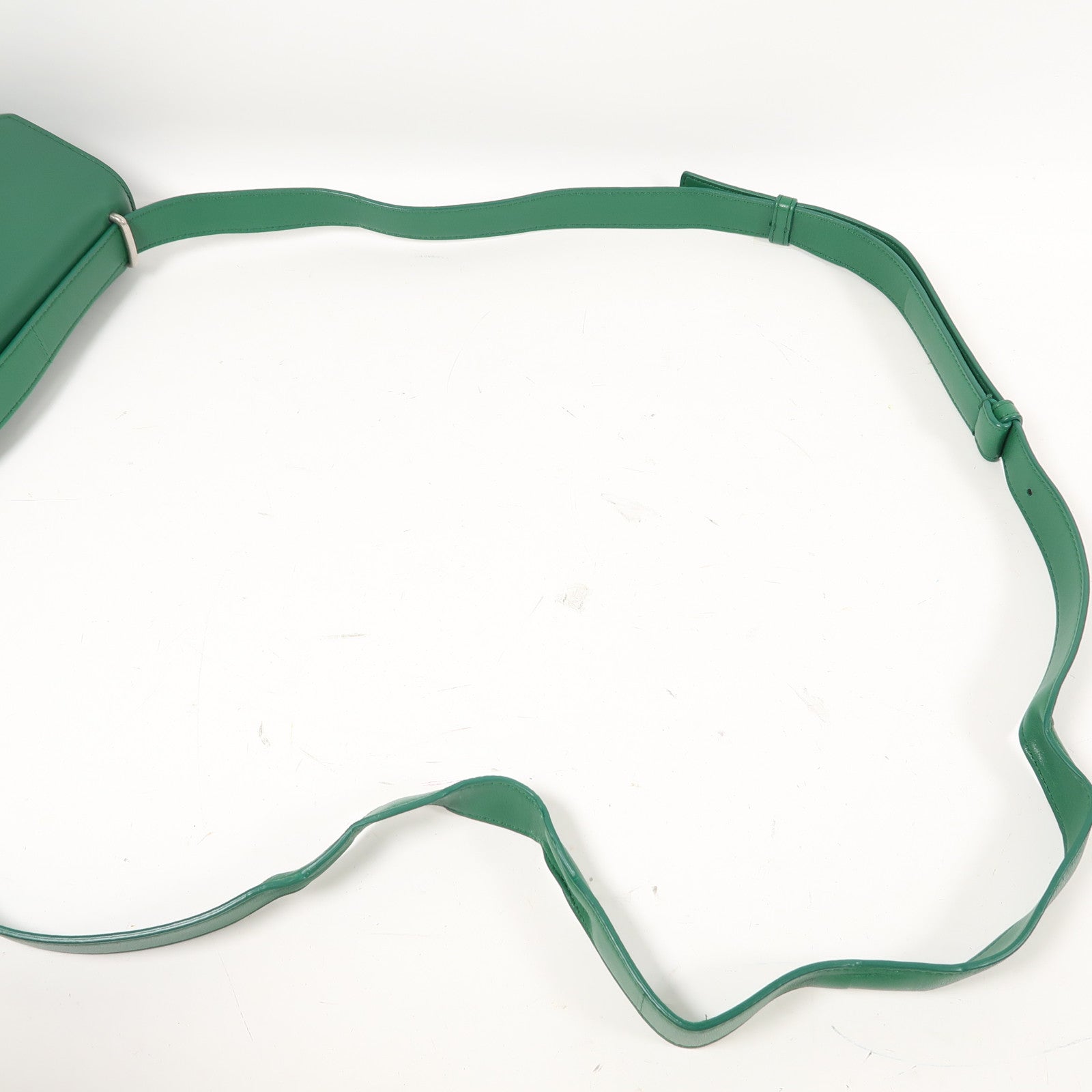 BOTTEGA VENETA 【激減優惠】牛皮皮革The Clip銀扣肩背袋綠色