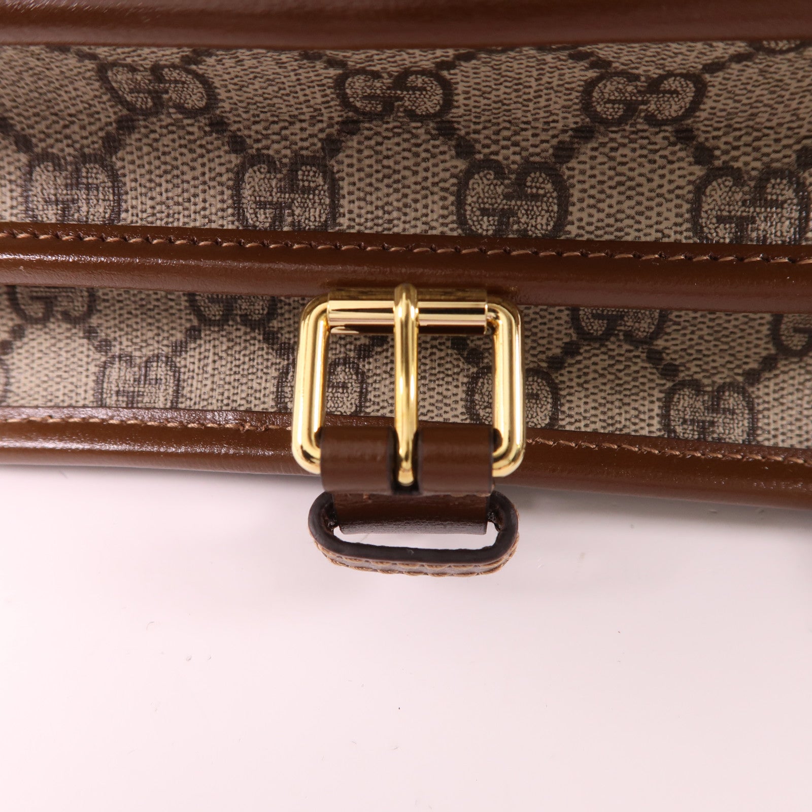 GUCCI 塗層帆布GG Retro Shoulder Bag金扣肩背袋