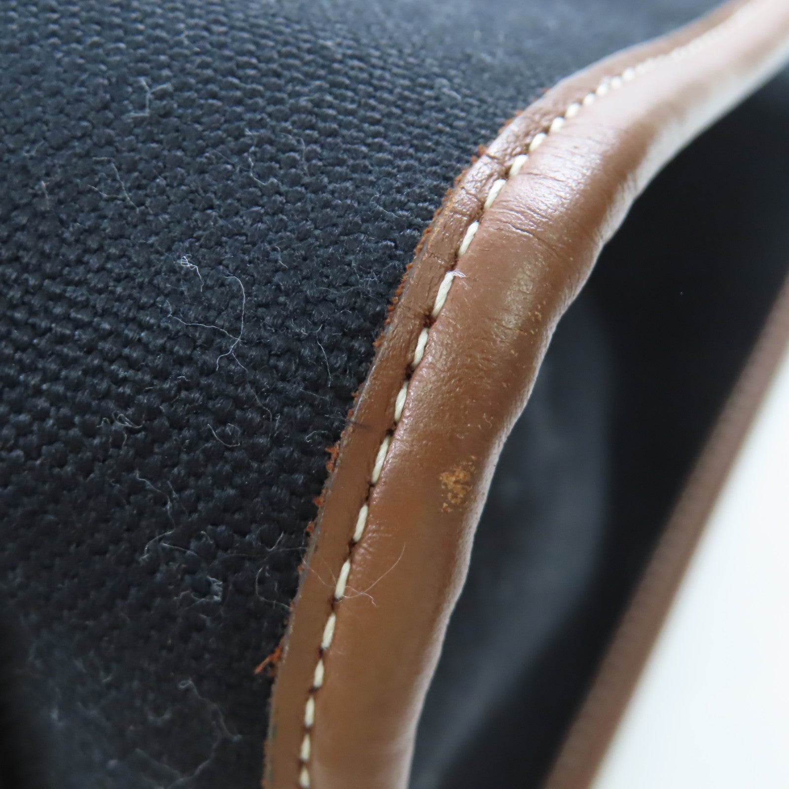 BURBERRY 帆布Freya Tote銀扣手挽袋黑色/棕色