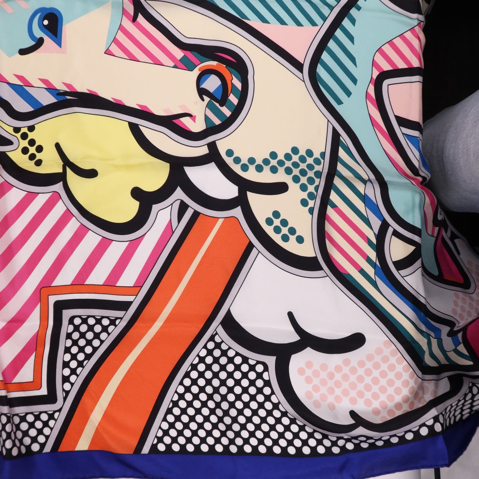 HERMES 絲質Scarf 140X140絲巾Multicolor