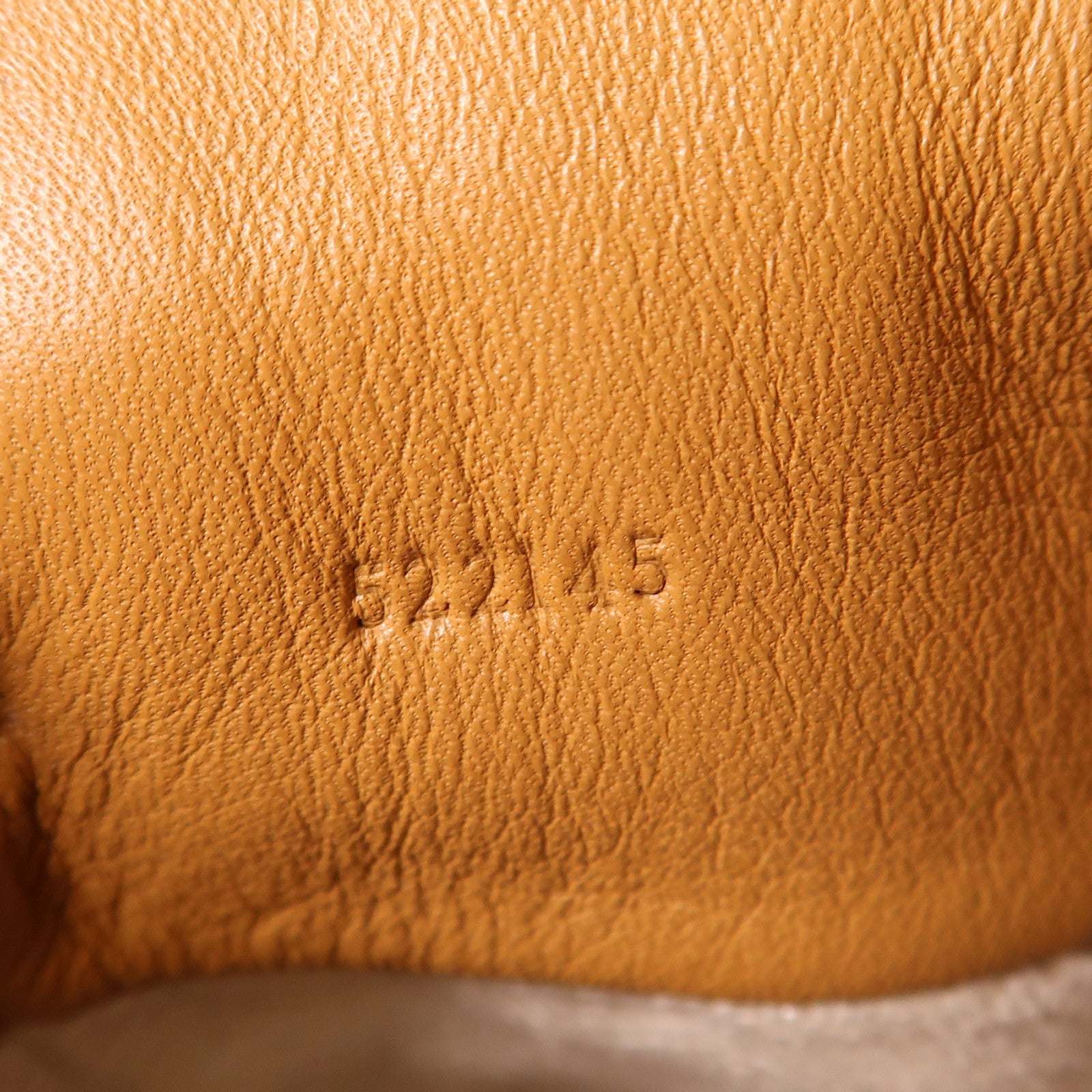 LOEWE 牛皮皮革Flamenco Pocket肩背袋