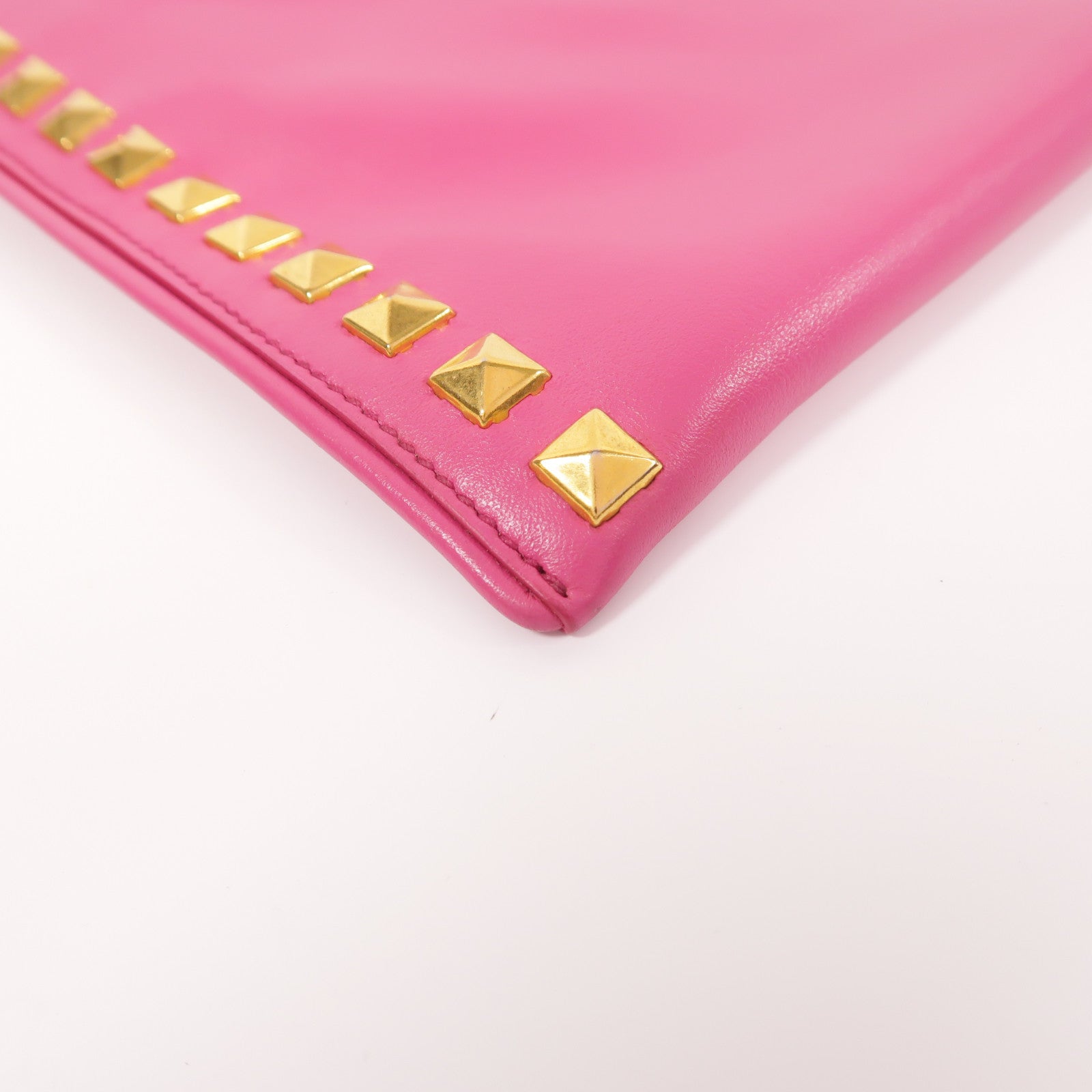 Miu Miu 牛皮皮革Clutch Bag金扣手拿包