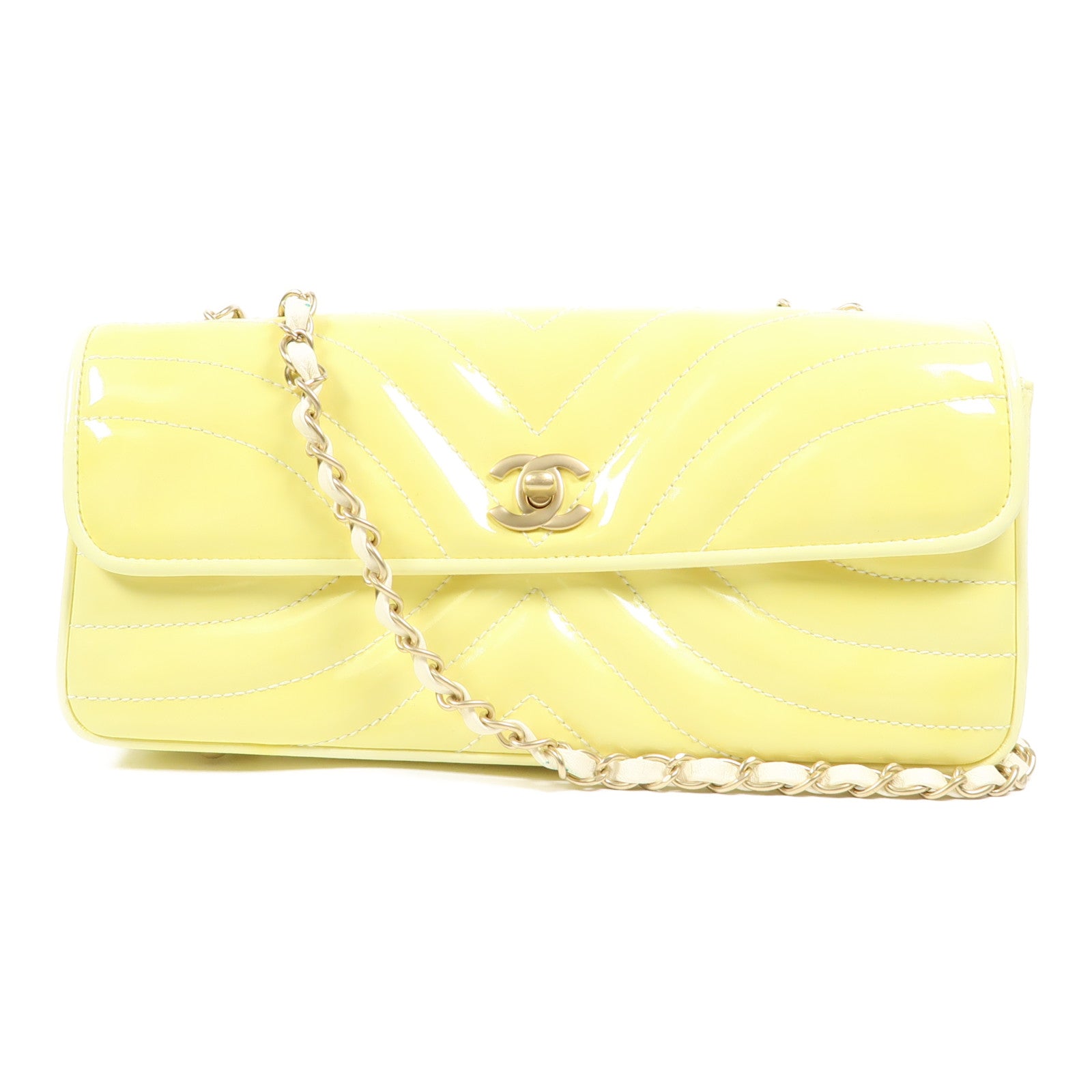 CHANEL 漆皮皮革Chain Shoulder金扣鏈帶肩背袋