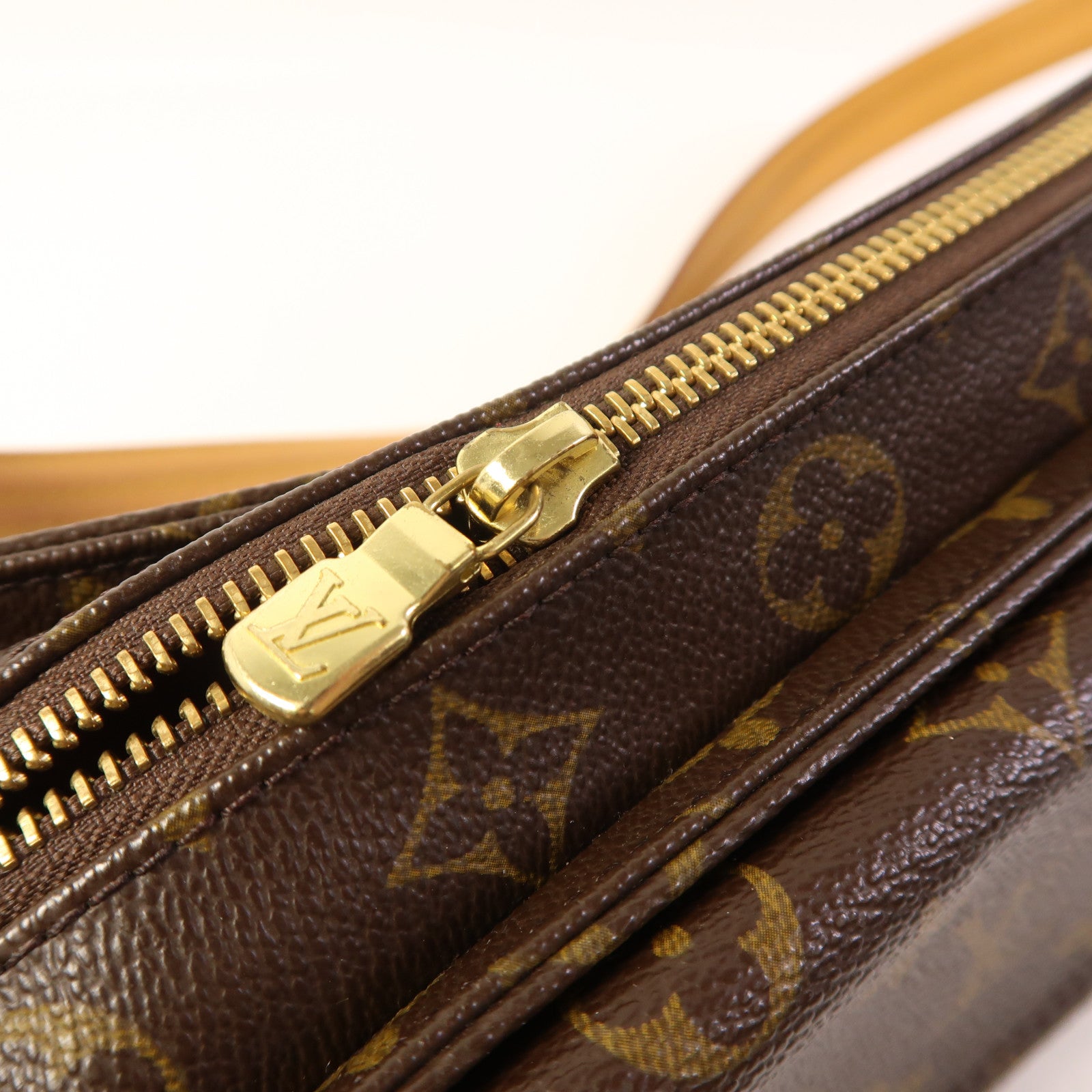 LOUIS VUITTON Monogram Viva Cite MM金扣肩背袋