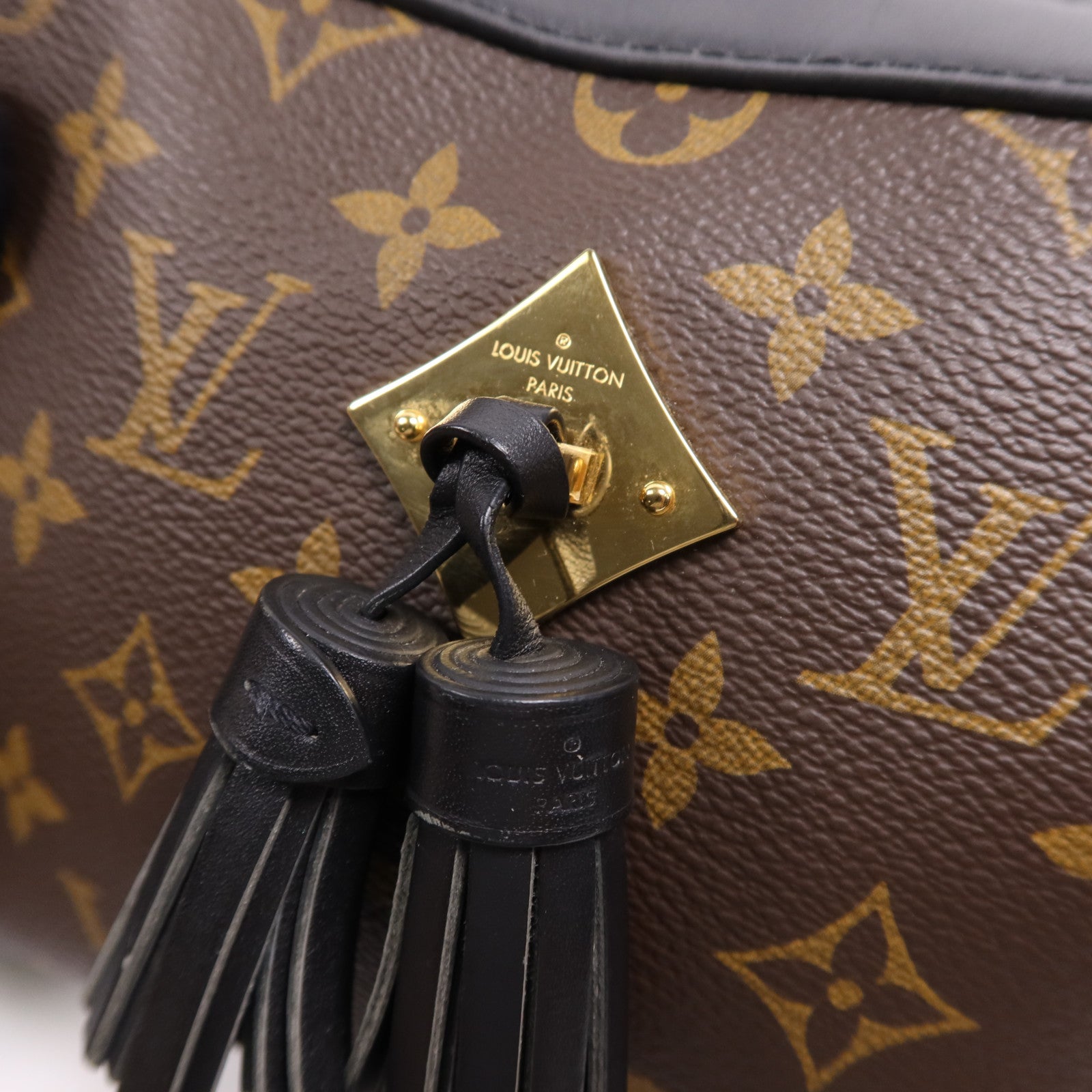 LOUIS VUITTON Monogram Saintonge金扣手挽袋棕色