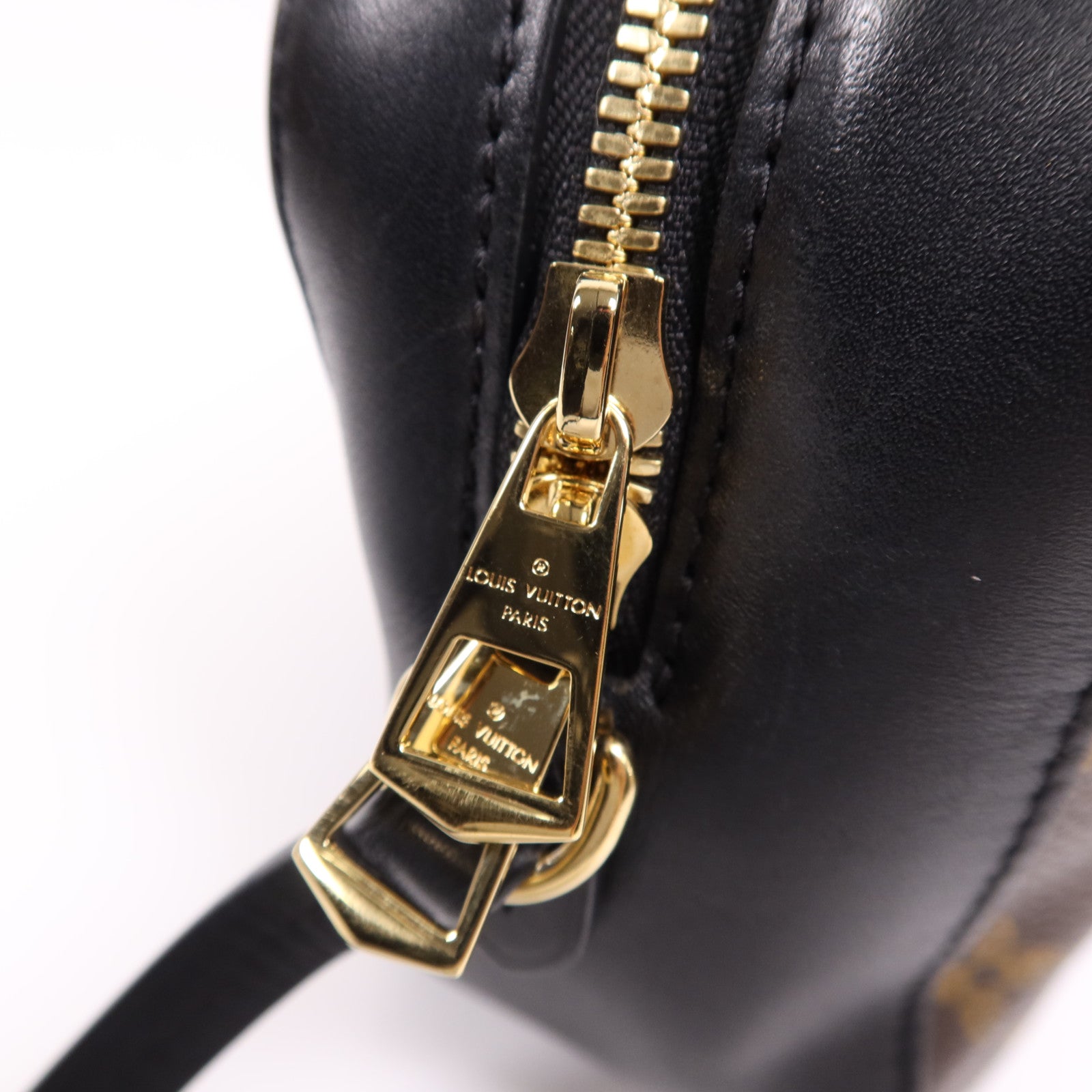 LOUIS VUITTON Monogram Saintonge金扣手挽袋棕色