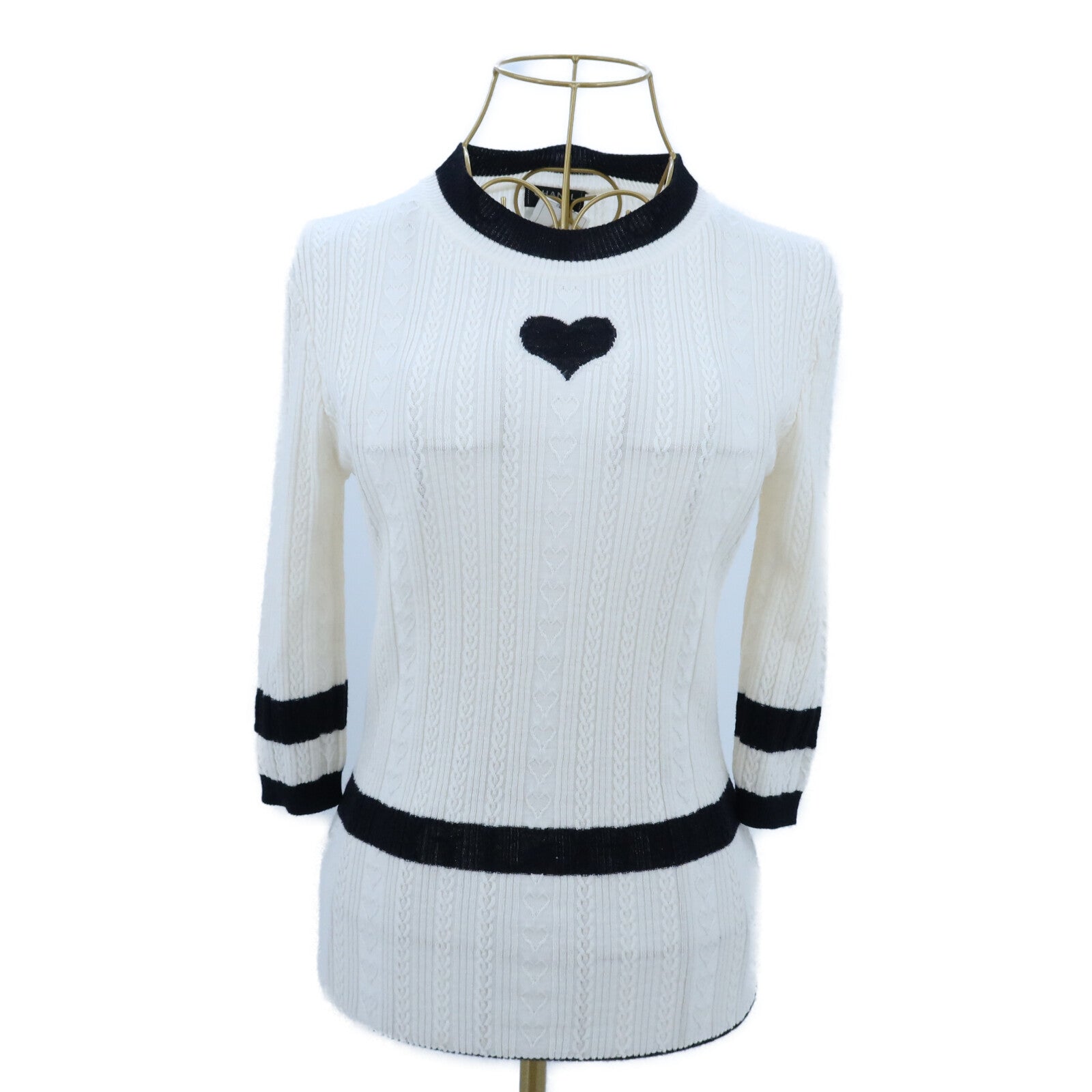 CHANEL Wool 3/4 Sleeve Heart Sweater針織