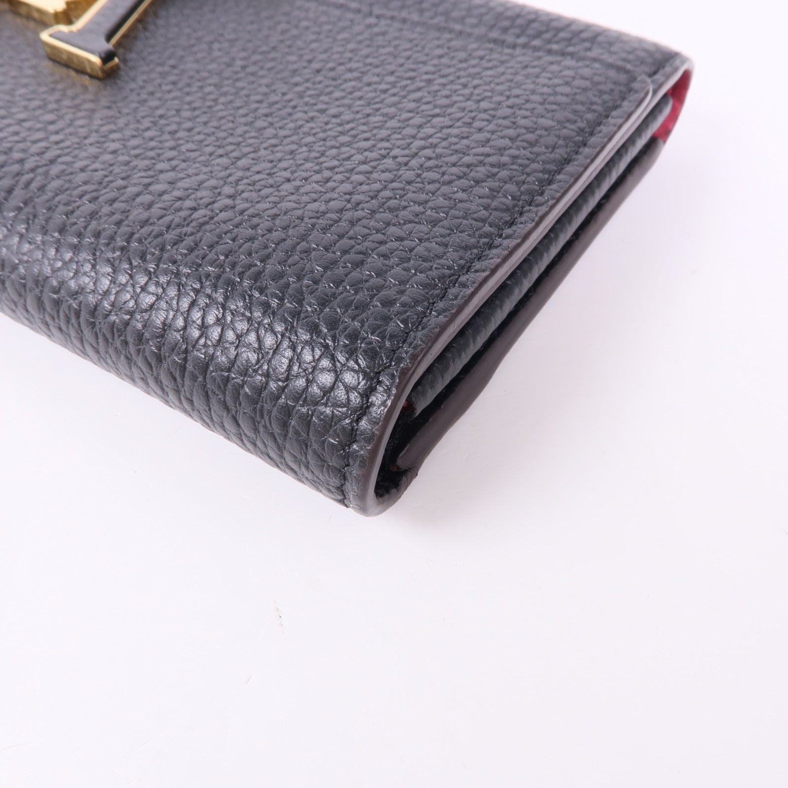 LOUIS VUITTON 【激減優惠】Taurillon Capucines金扣長錢包