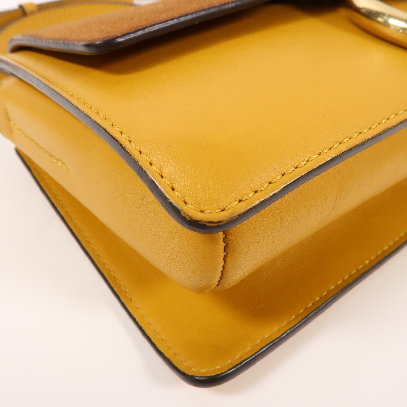 Chloe 牛皮/麂皮皮革Faye金扣肩背袋