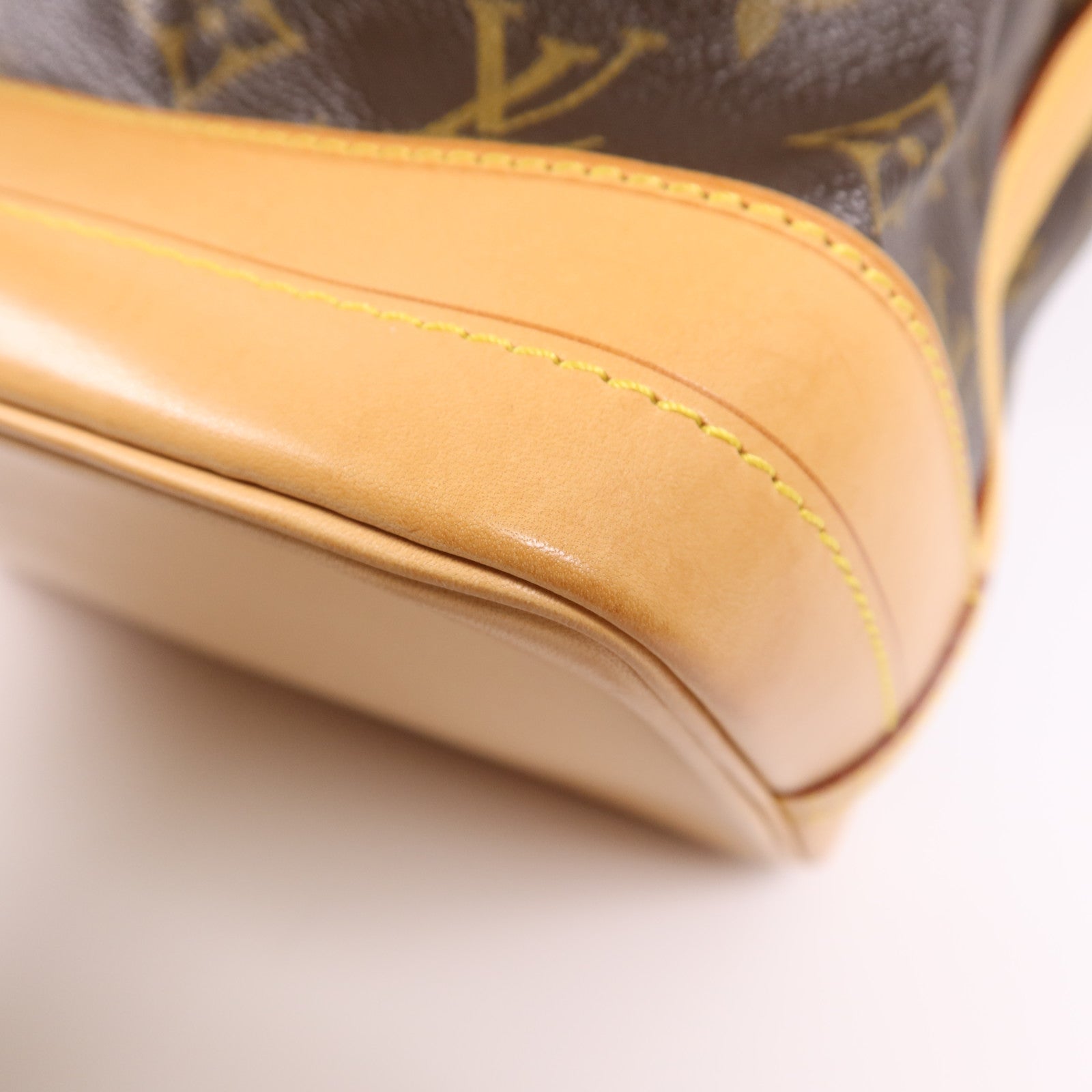 LOUIS VUITTON Monogram Noe Bucket Bag金扣肩背袋