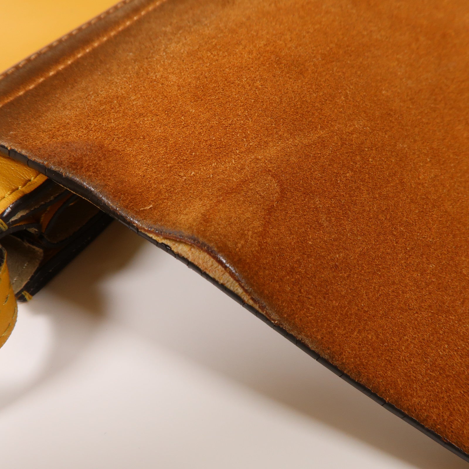 Chloe 牛皮/麂皮皮革Faye金扣肩背袋