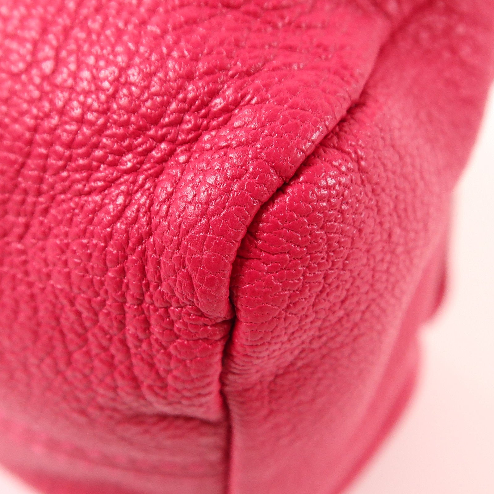 GIVENCHY 牛皮皮革Pandora Clutch銀扣手拿包