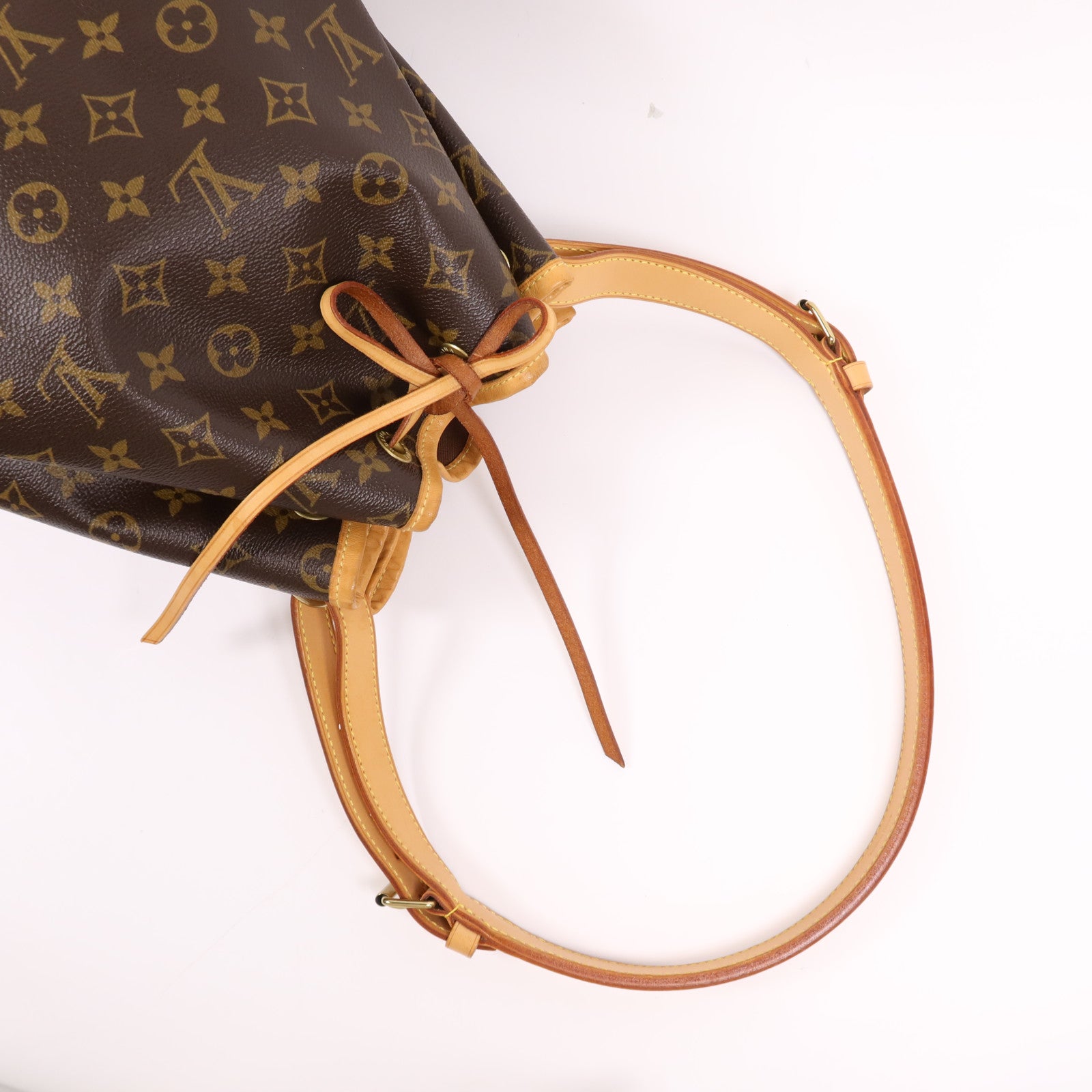 LOUIS VUITTON Monogram Noe Bucket Bag金扣肩背袋