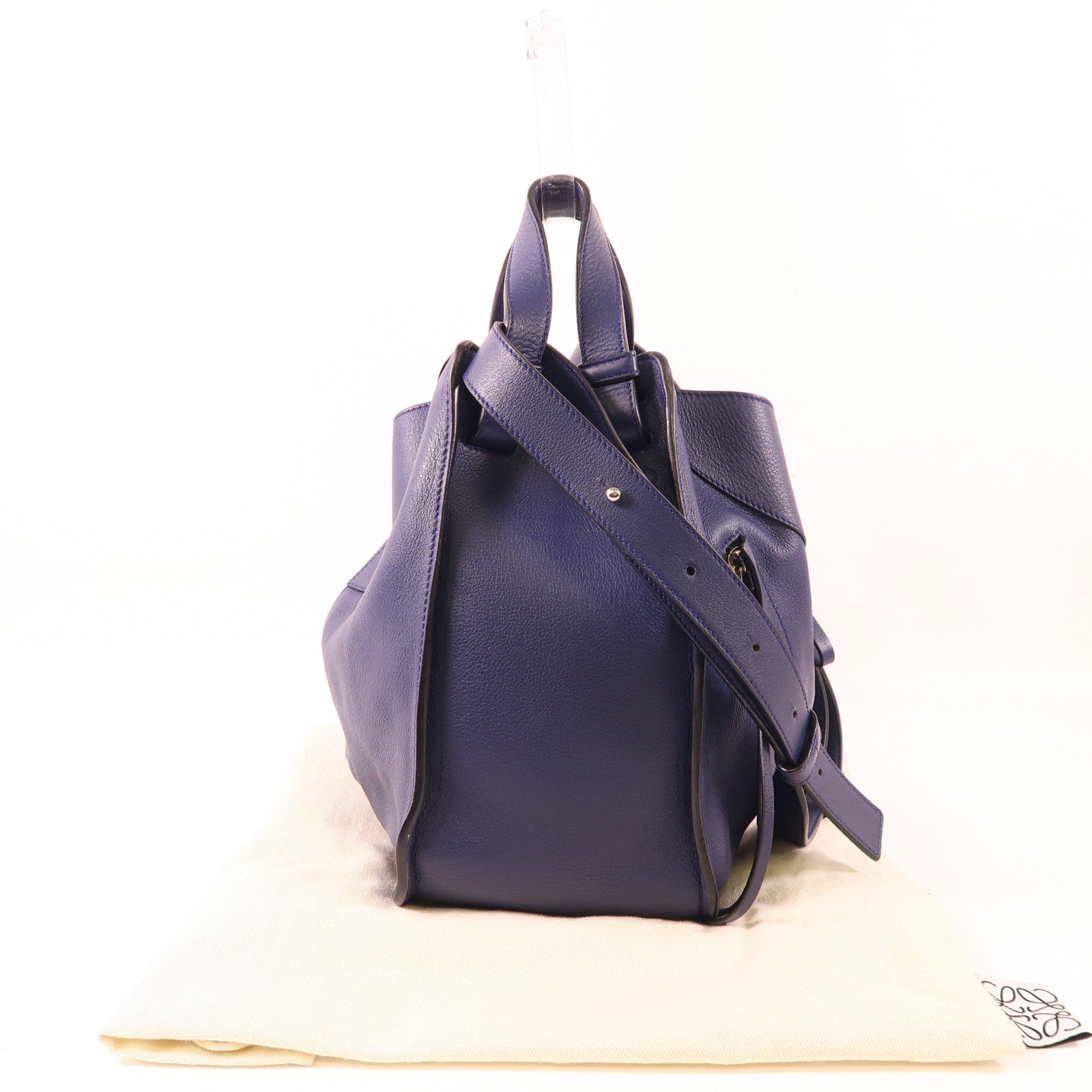 LOEWE 牛皮皮革Hammock銀扣手挽肩背兩用袋