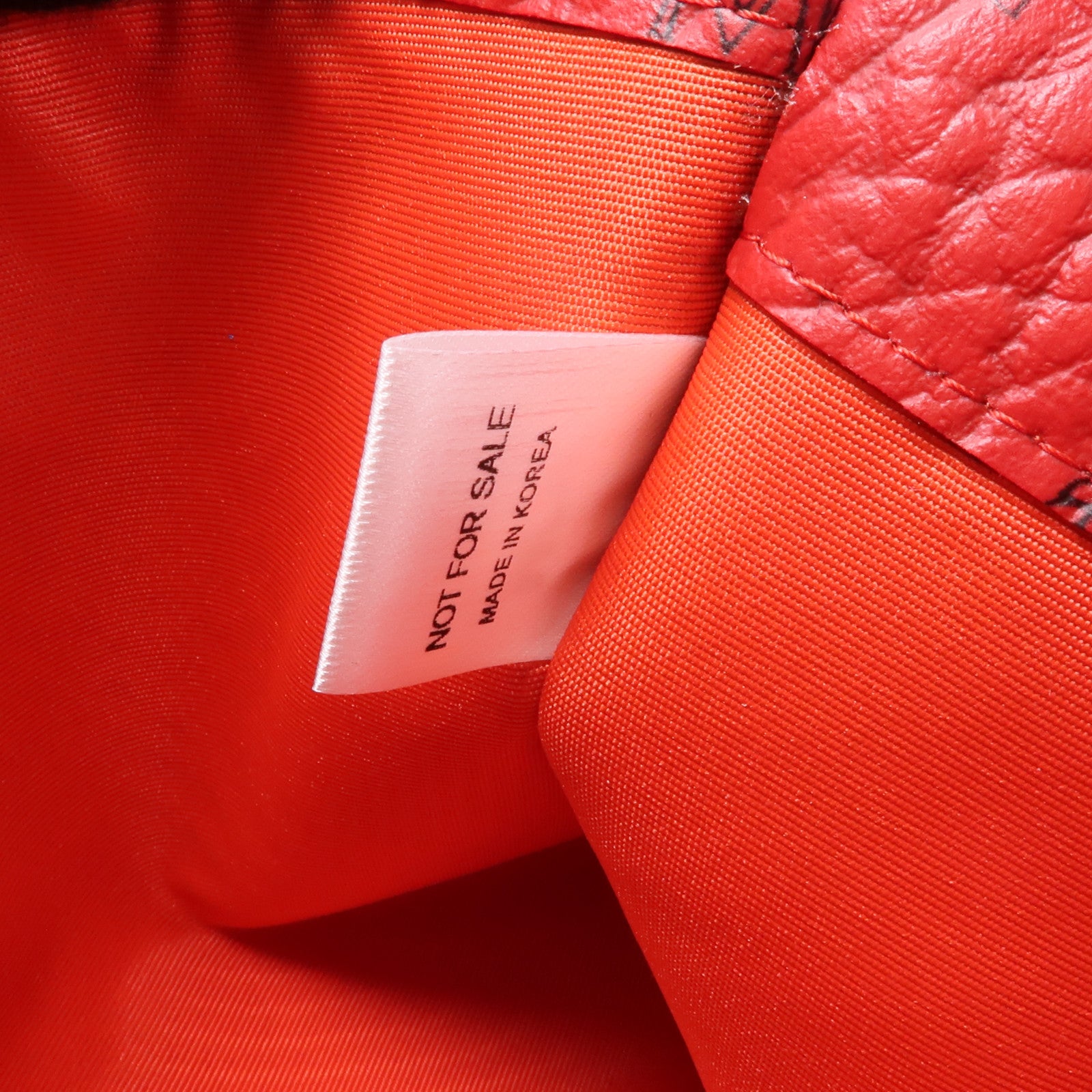 MCM 塗層帆布Pouch/Clutch金扣手拿包