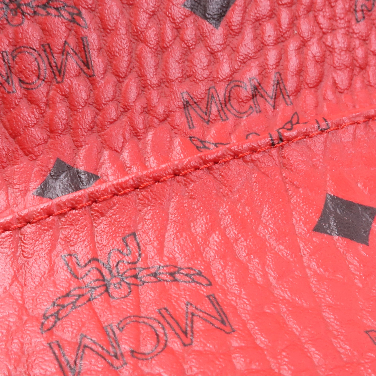 MCM 塗層帆布Pouch/Clutch金扣手拿包