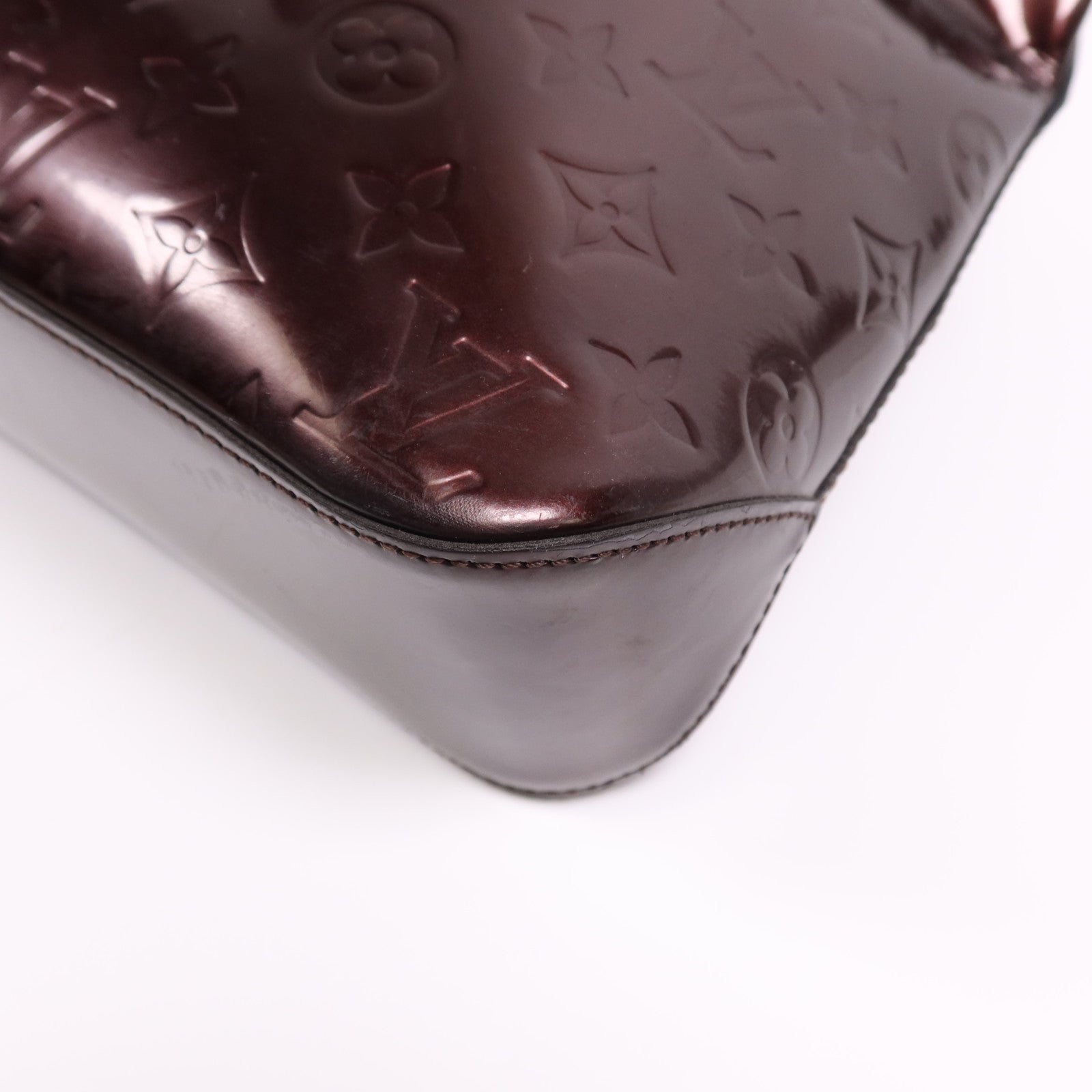 LOUIS VUITTON Vernis Brentwood金扣肩背袋