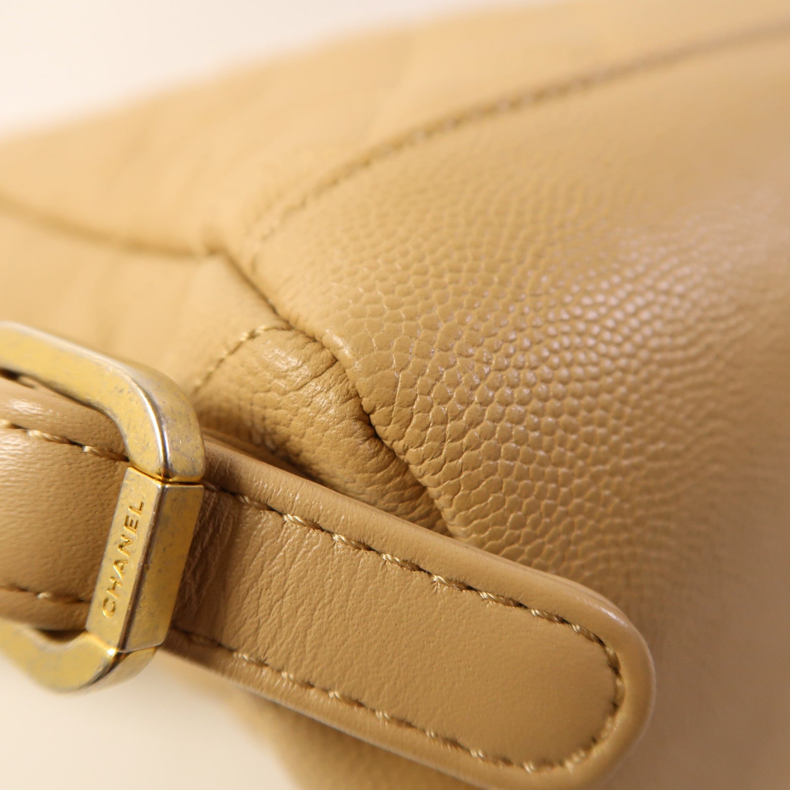 CHANEL 牛皮皮革Filigree Backpack金扣背包