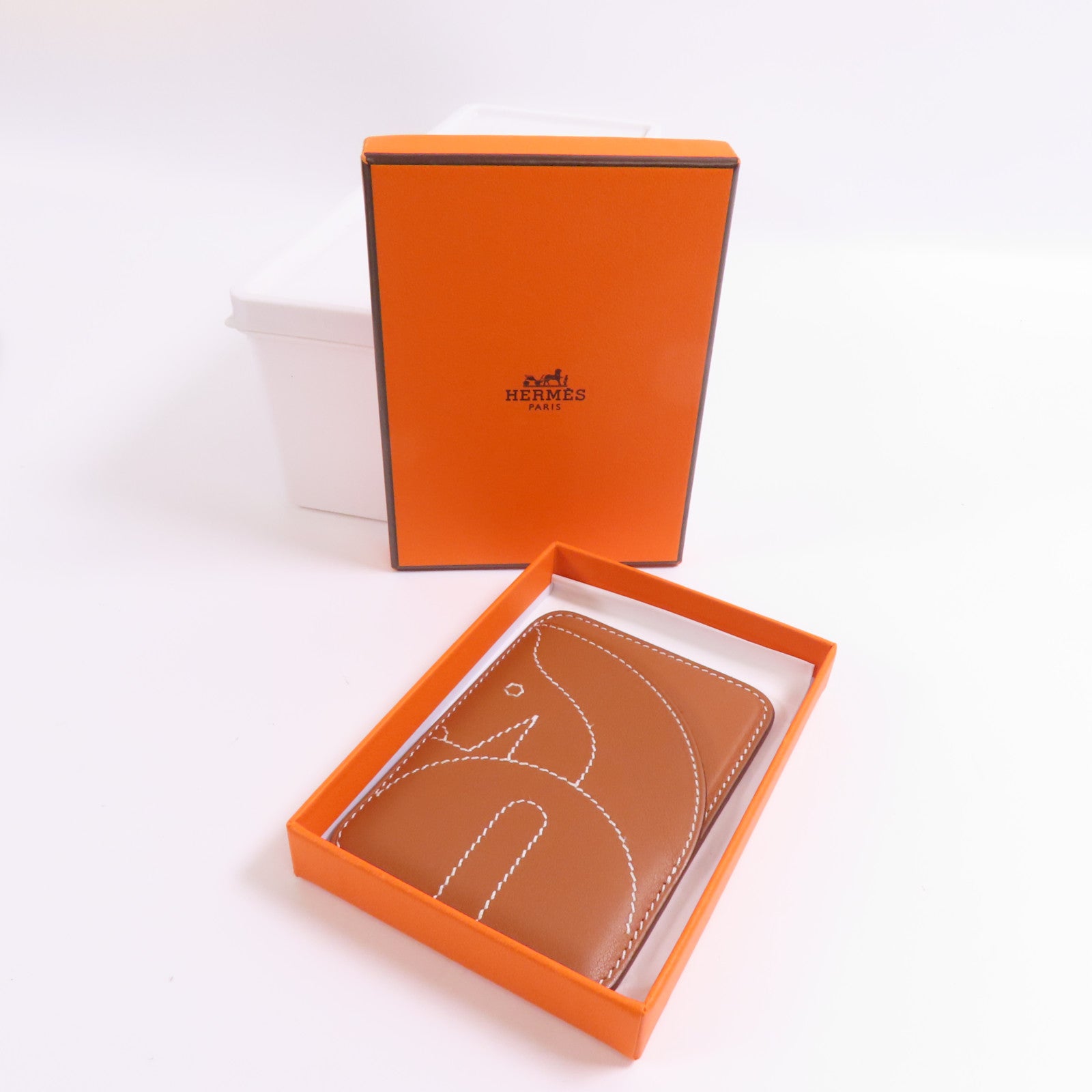HERMES 【萬聖節商品】Swift皮革Horse MagSafe Card Holder卡夾Gold