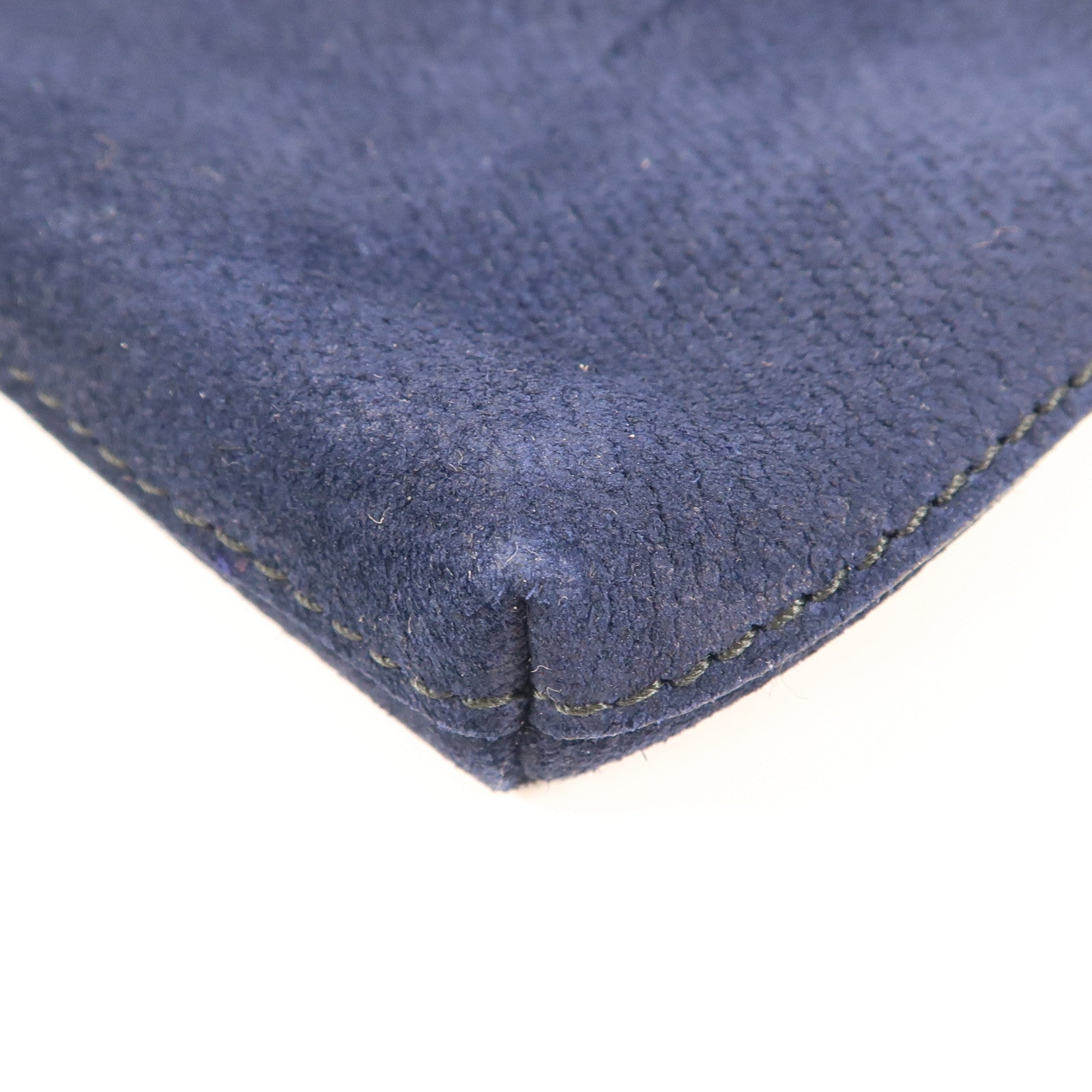 LOEWE 麂皮皮革Pouch金扣手拿包