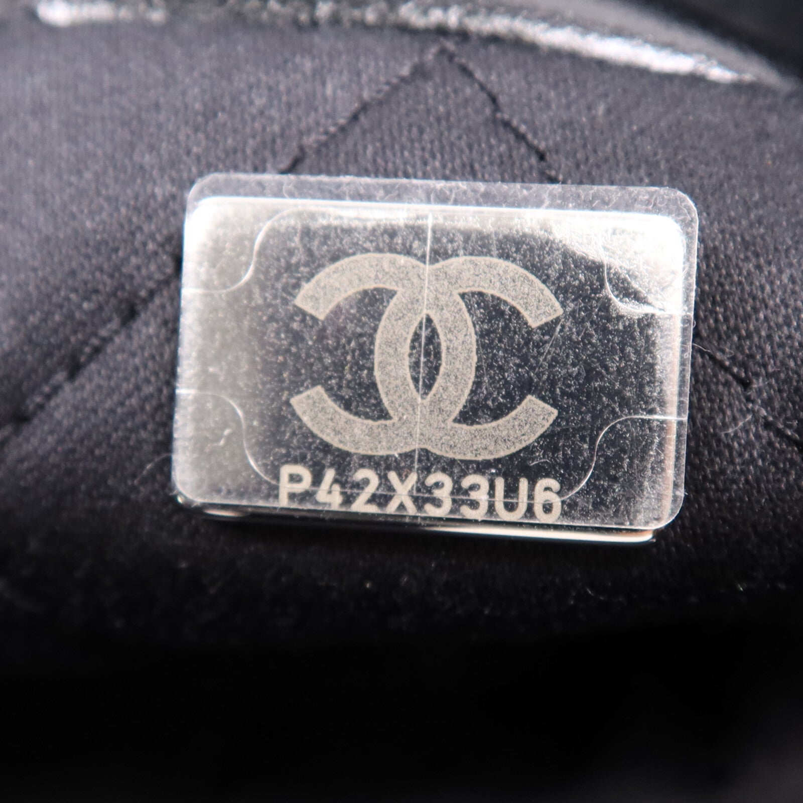 CHANEL 牛皮皮革Chanel 22 Small銀扣鏈帶肩背袋