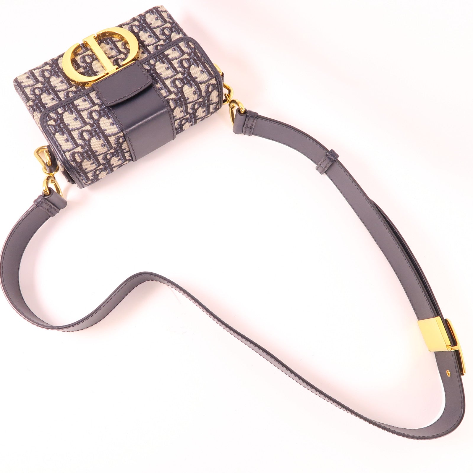 Dior 帆布30 Montaigne金扣肩背袋