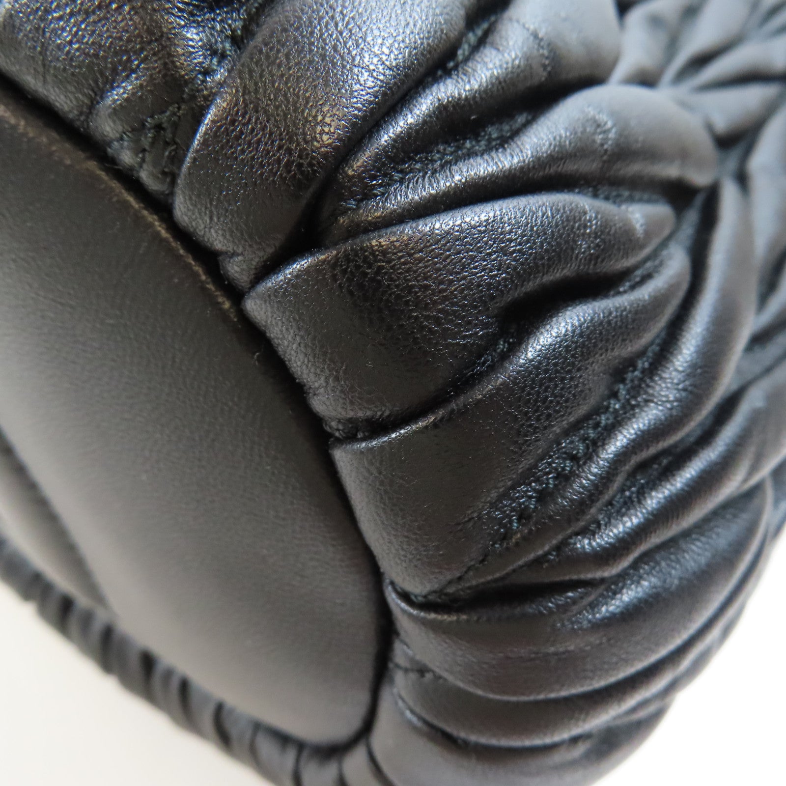 Miu Miu 羊皮皮革Shoulder Bag金扣手挽肩背兩用袋黑色